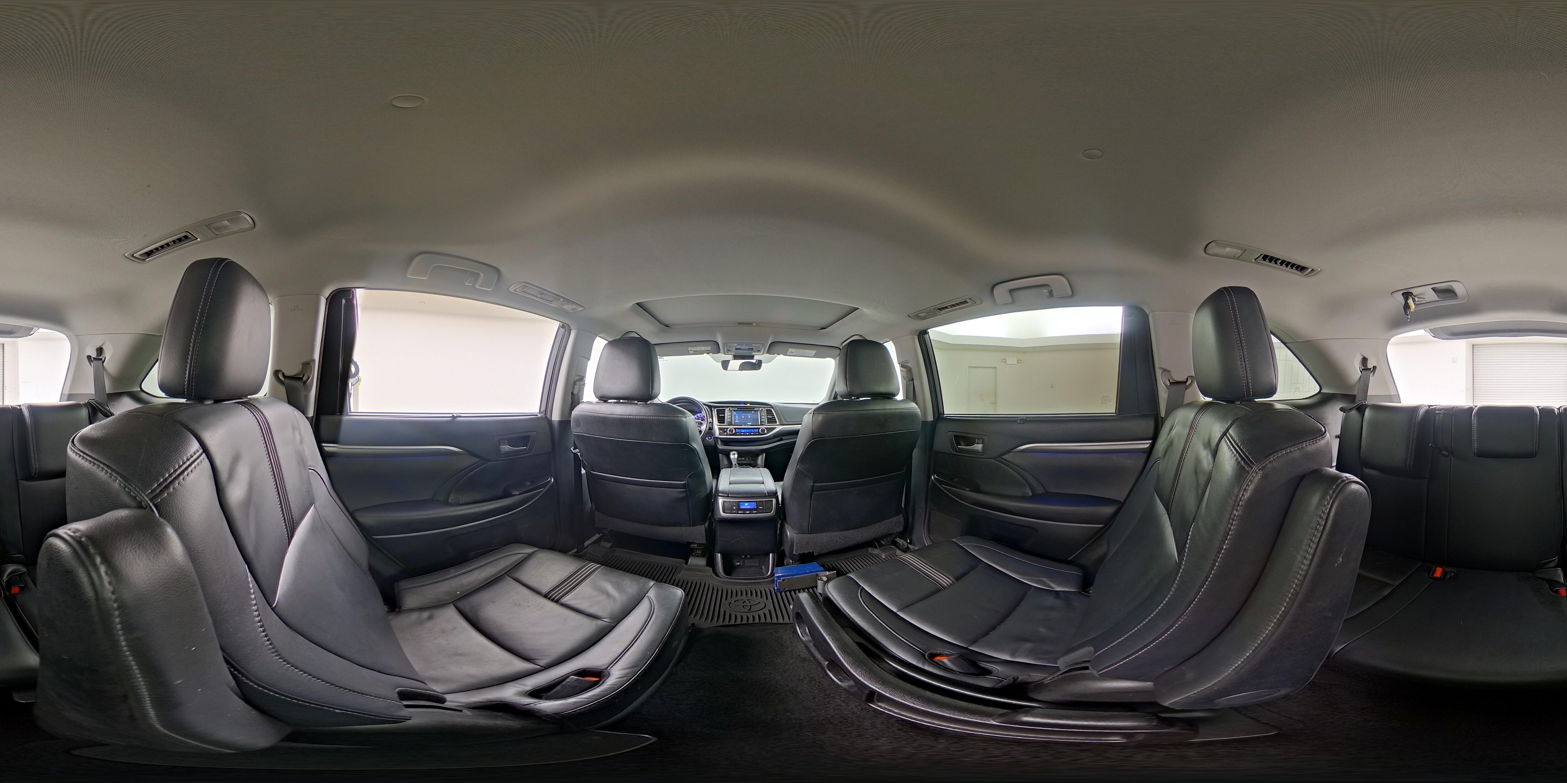 2017 Toyota Highlander SE - Photo 27