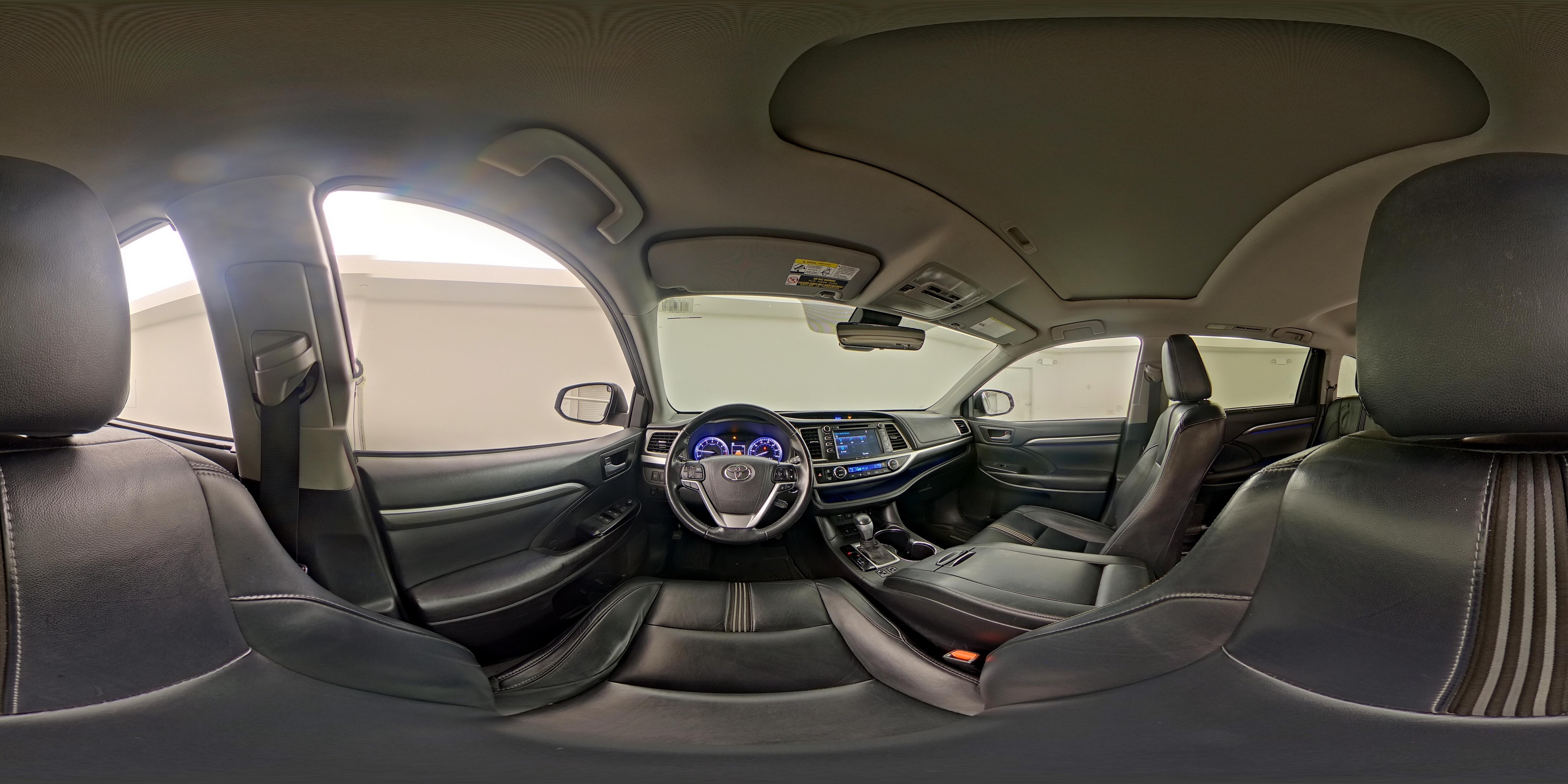 2017 Toyota Highlander SE - Photo 28