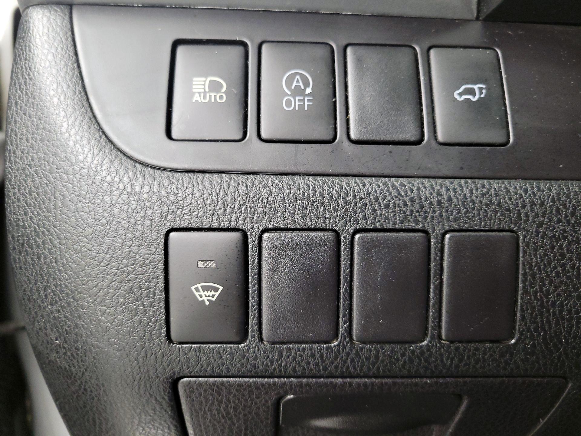 Thumbnail: 2017 Toyota Highlander - 13