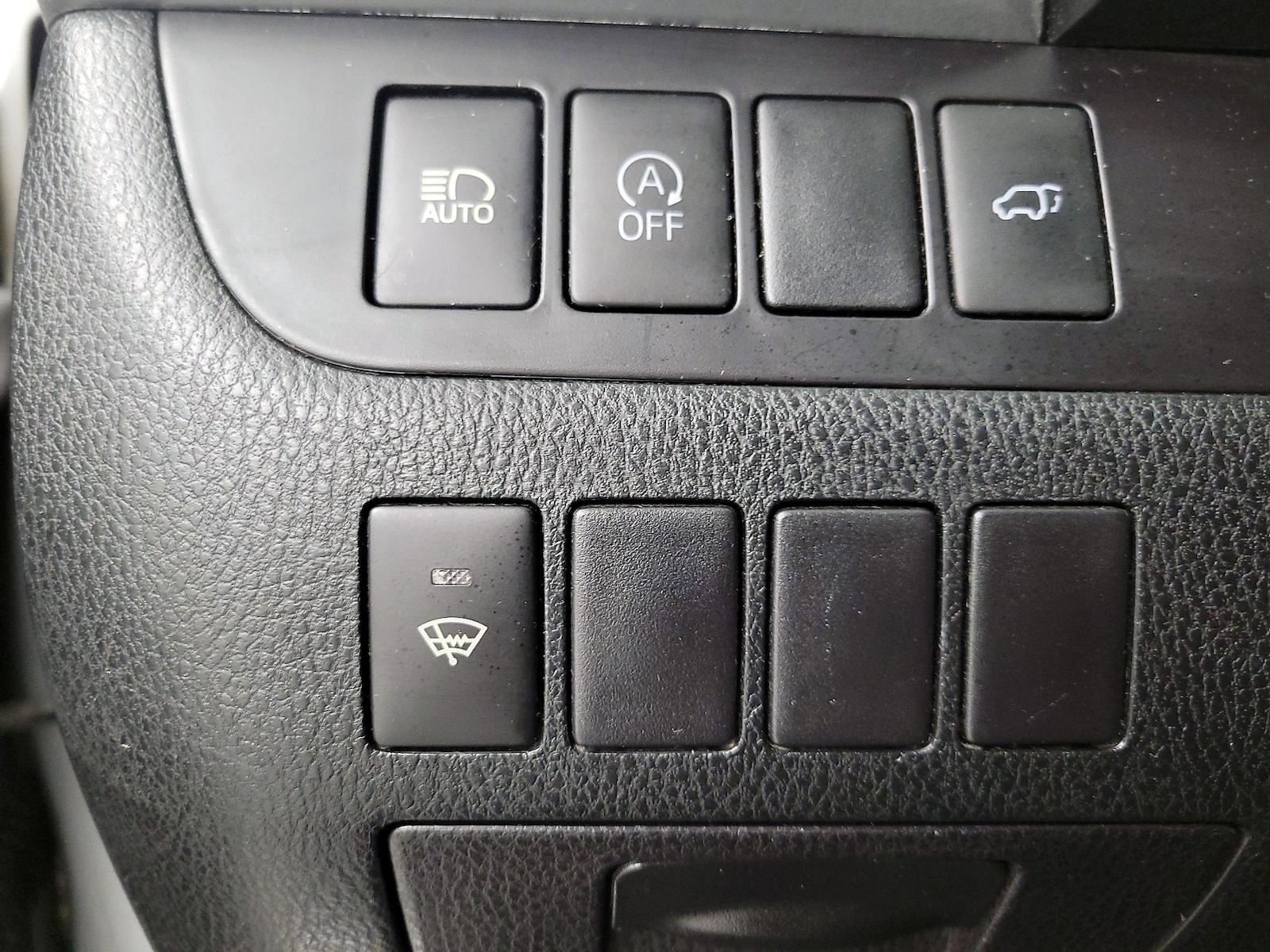 2017 Toyota Highlander SE - Photo 14
