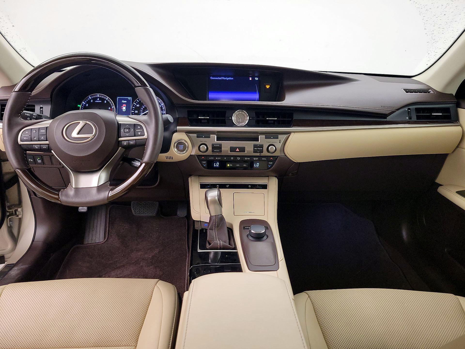 Thumbnail: 2017 Lexus ES - 9