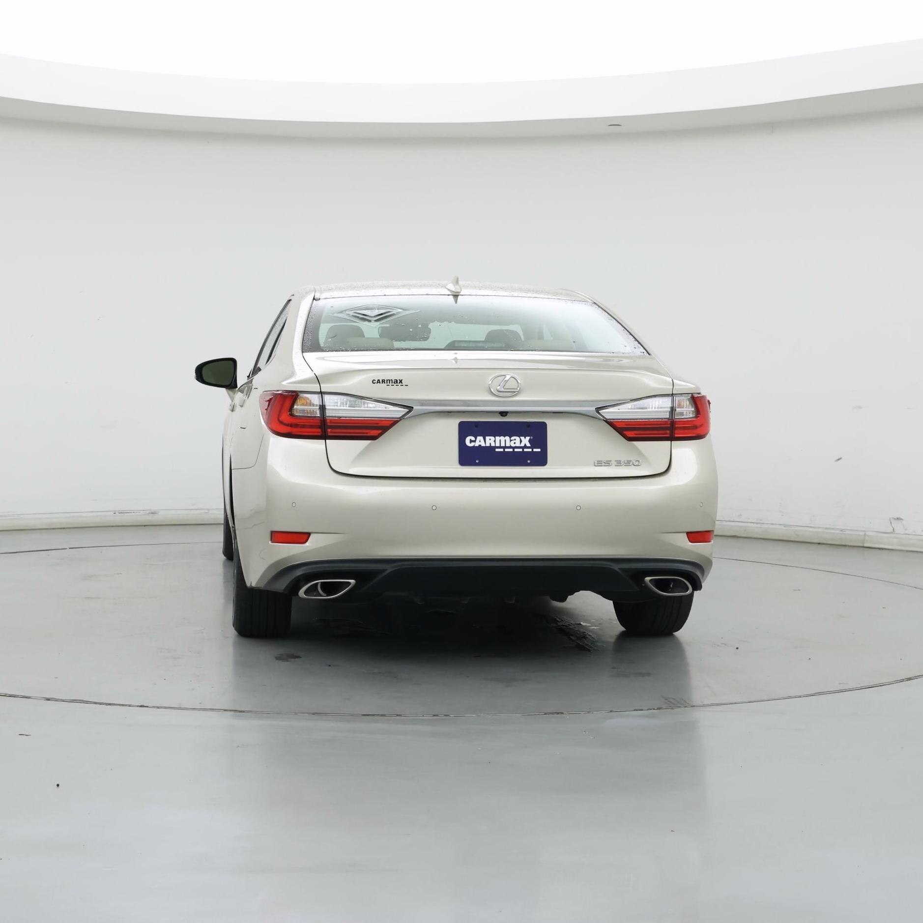 Thumbnail: 2017 Lexus ES - 6