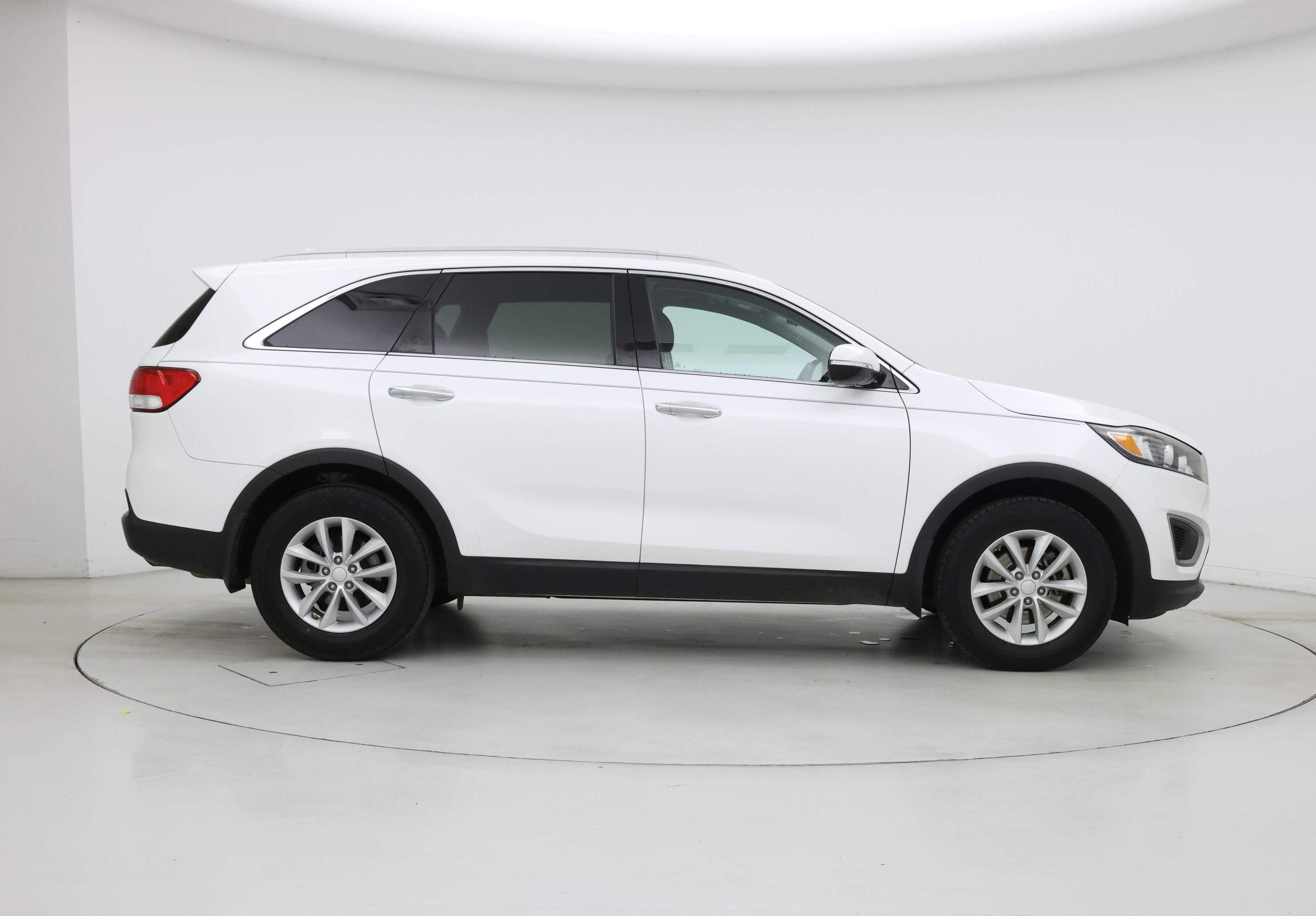 Thumbnail: 2018 Kia Sorento - 7
