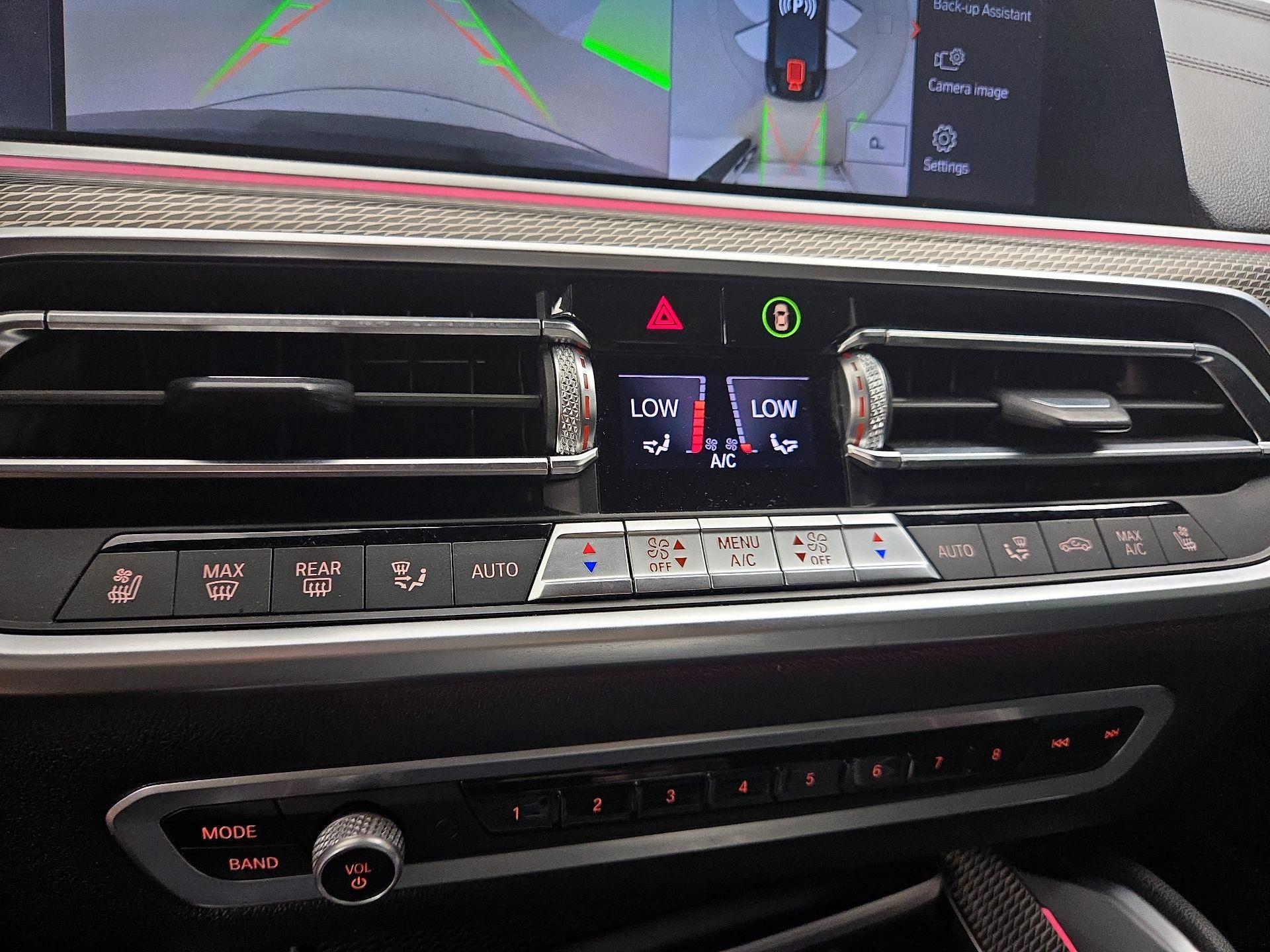 Thumbnail: 2021 BMW X6 - 17