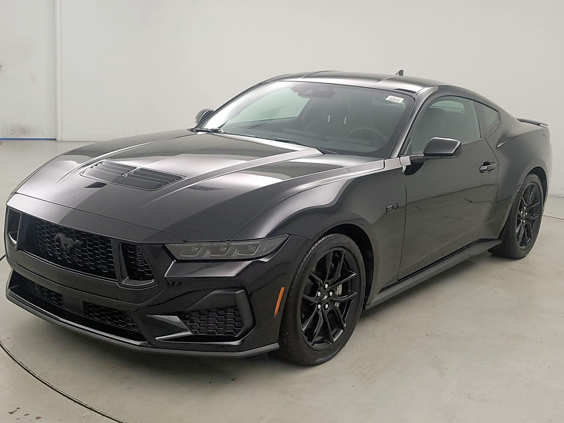 Thumbnail: 2024 Ford Mustang - 3
