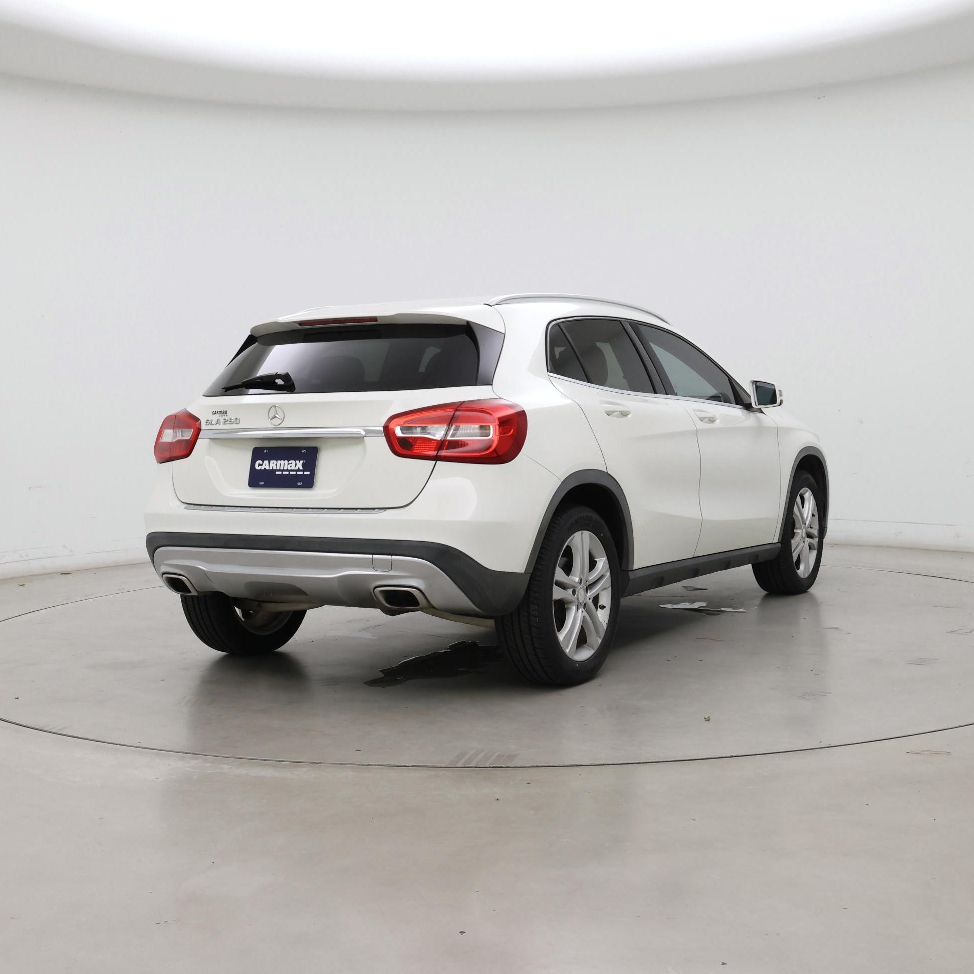 Thumbnail: 2016 Mercedes-Benz GLA - 8