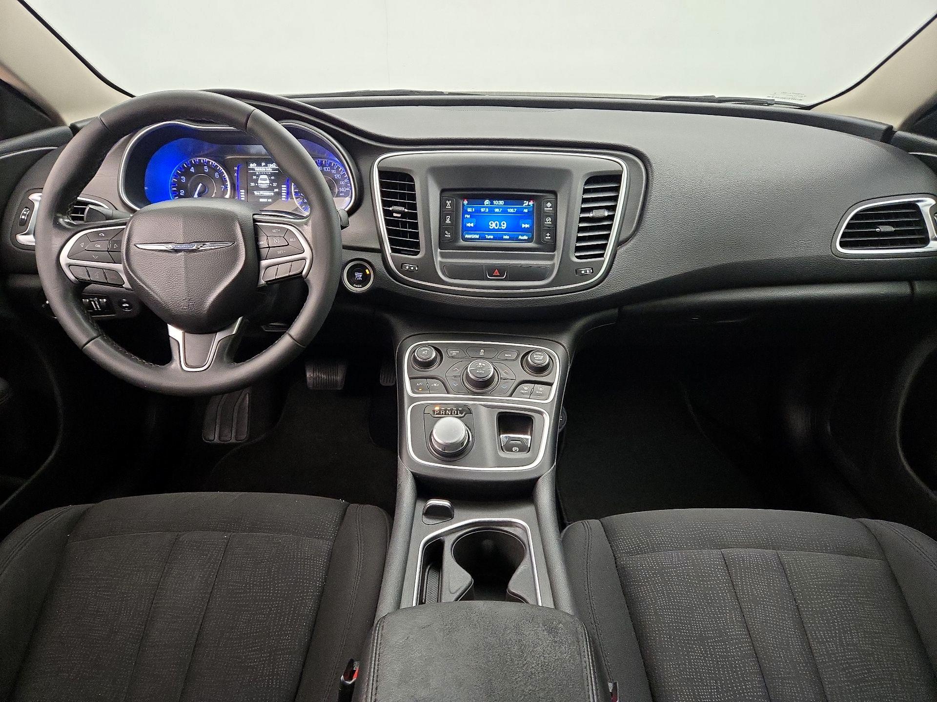 Thumbnail: 2015 Chrysler 200 - 9