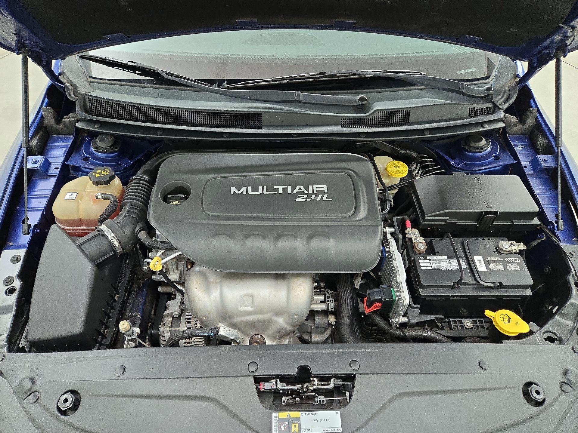 Thumbnail: 2015 Chrysler 200 - 20