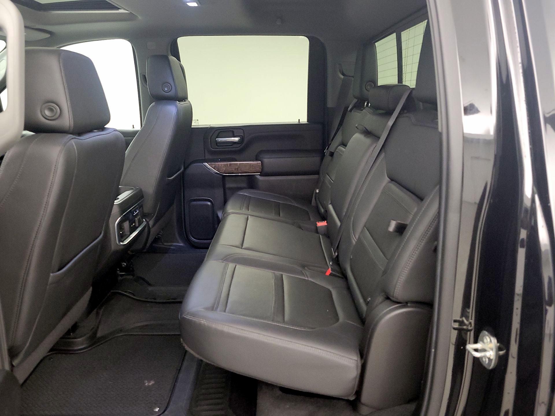Thumbnail: 2021 GMC Sierra 2500 - 19