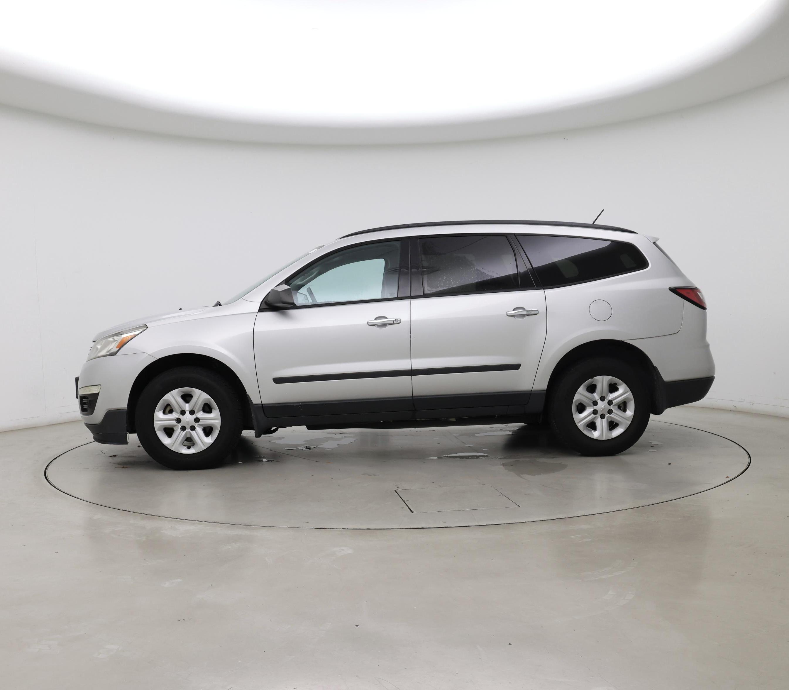 Thumbnail: 2014 Chevrolet Traverse - 3