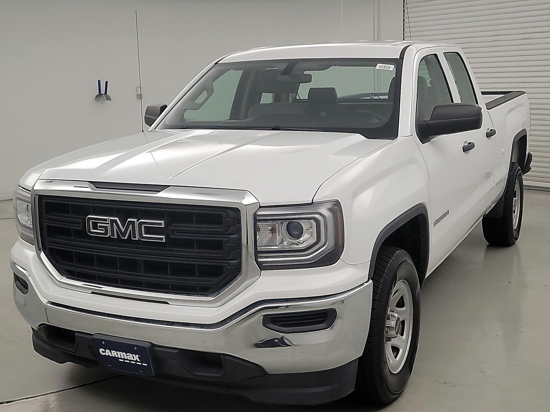 Thumbnail: 2017 GMC Sierra 1500 - 3