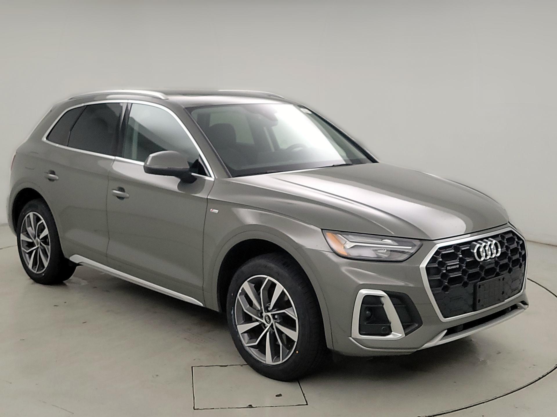 Thumbnail: 2023 Audi Q5 - 1
