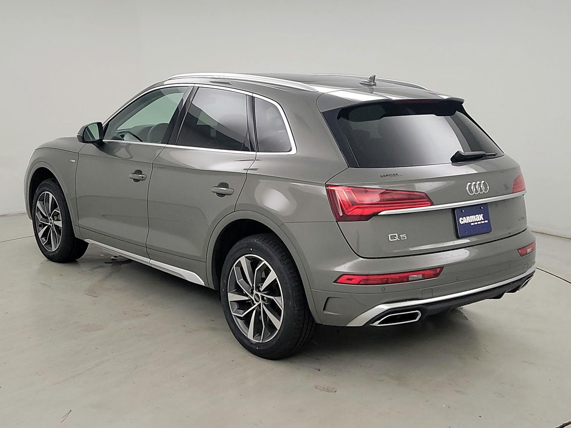 Thumbnail: 2023 Audi Q5 - 7
