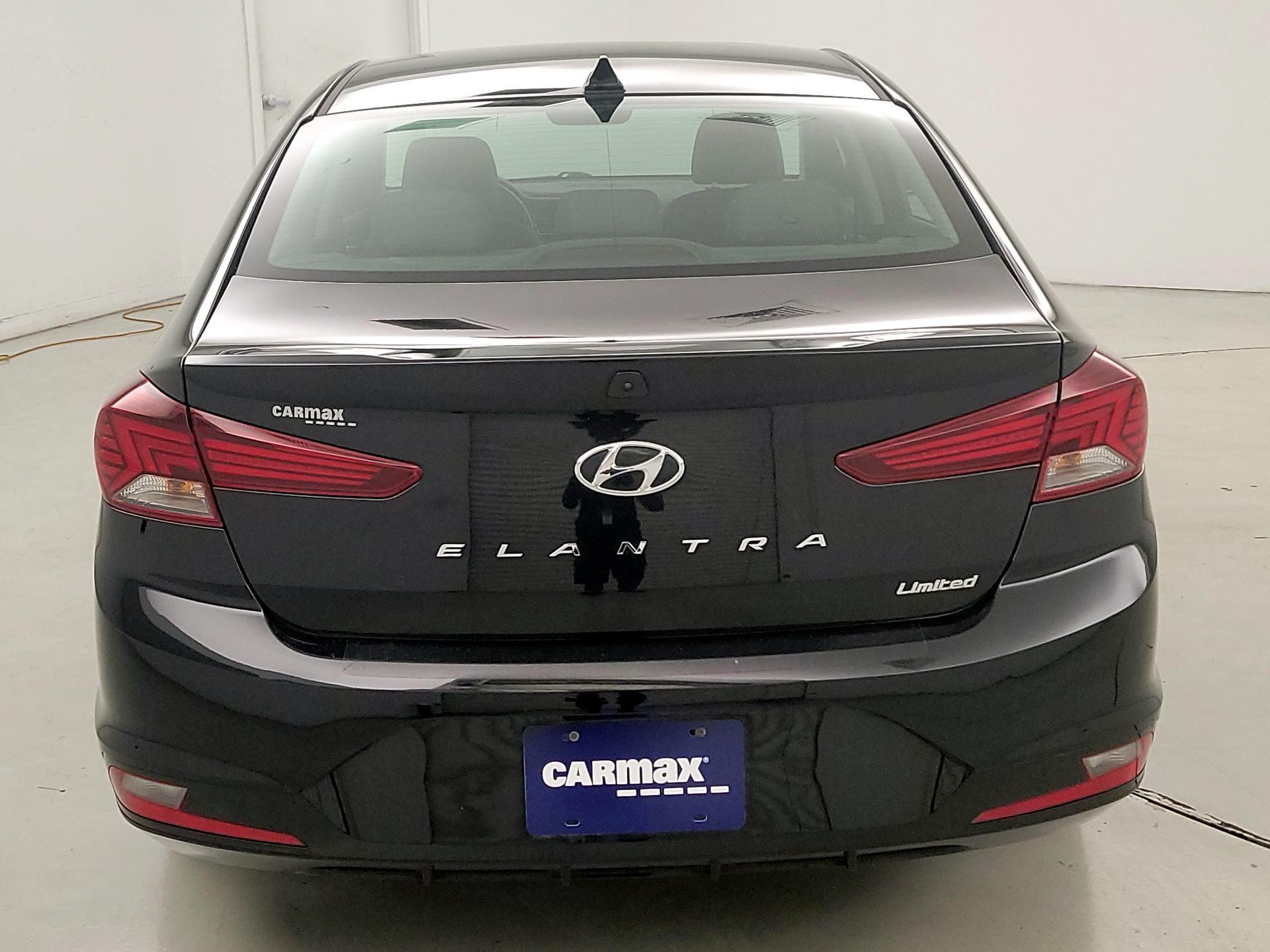 Thumbnail: 2020 Hyundai Elantra - 6