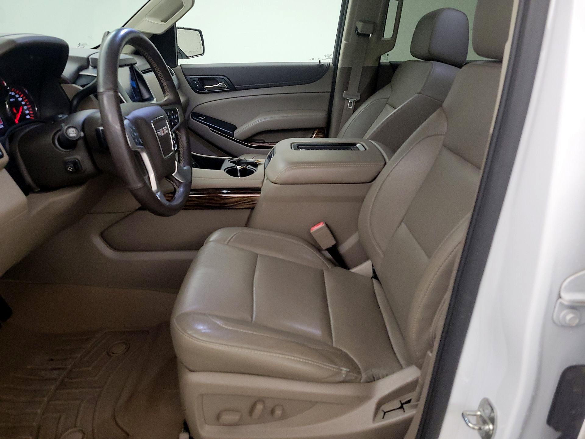Thumbnail: 2016 GMC Yukon - 9