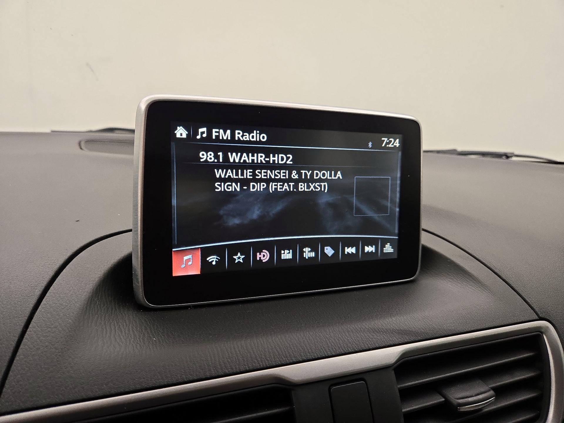 Thumbnail: 2015 Mazda Mazda3 - 14