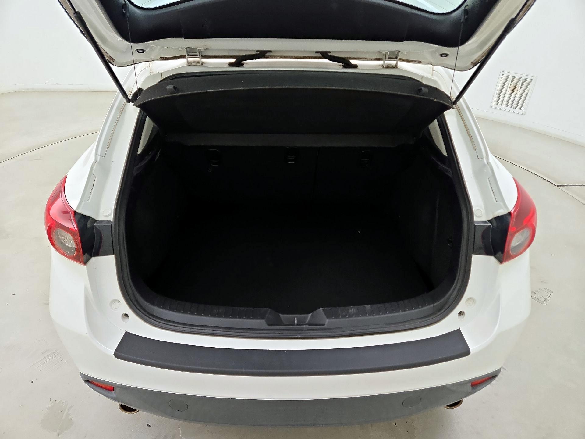 Thumbnail: 2015 Mazda Mazda3 - 19