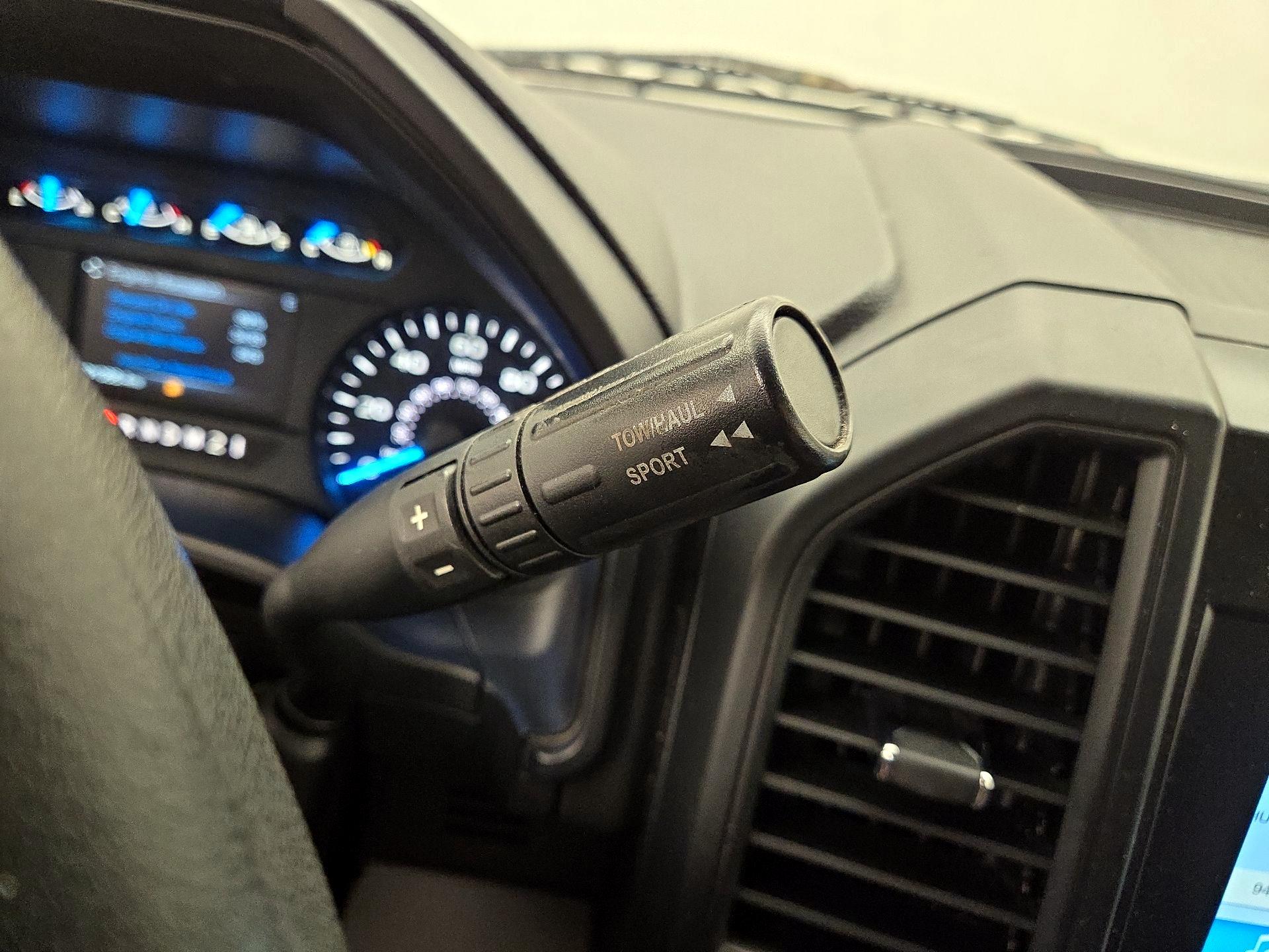 Thumbnail: 2017 Ford F-150 - 16