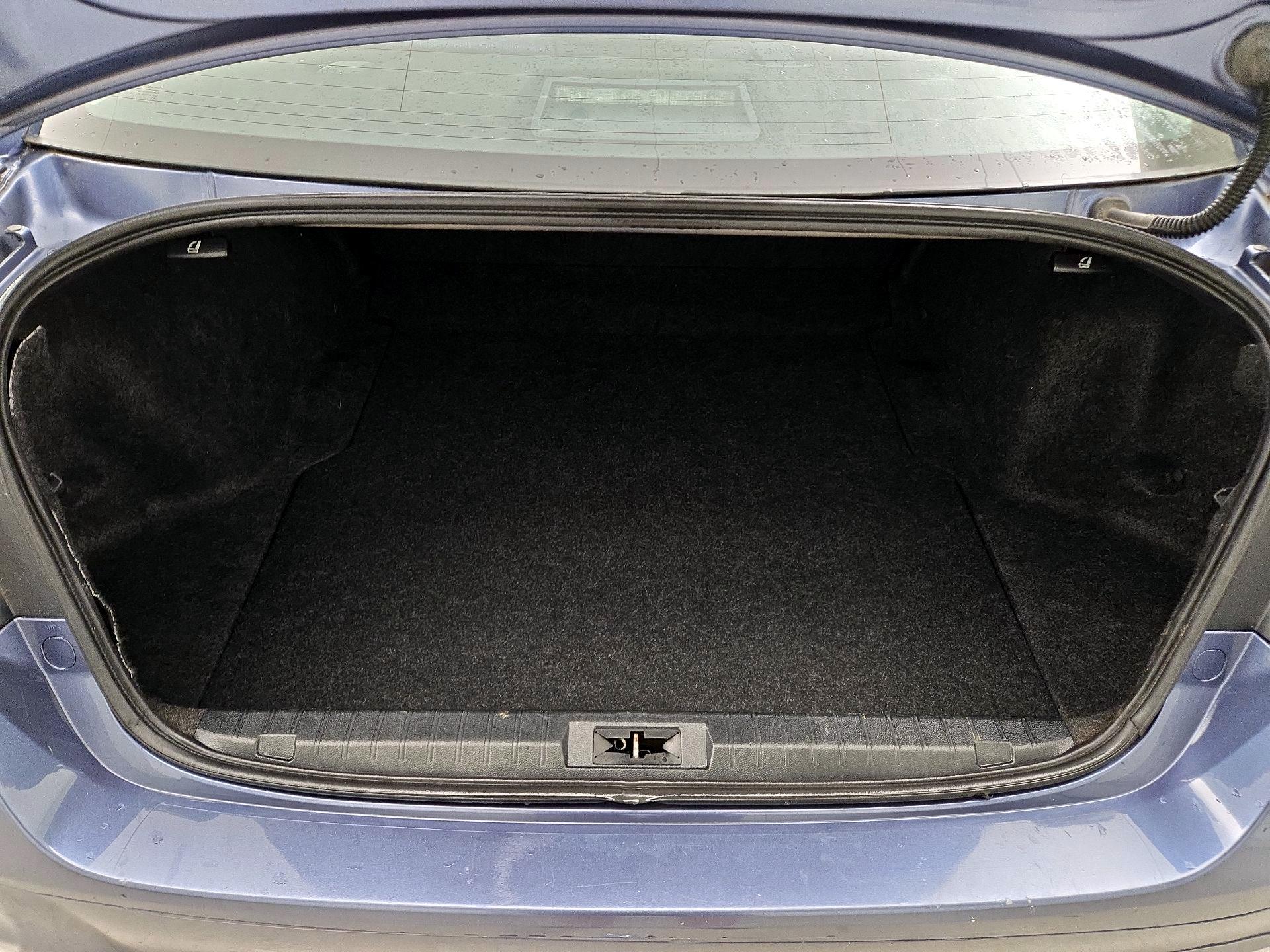 Thumbnail: 2015 Subaru Legacy - 20
