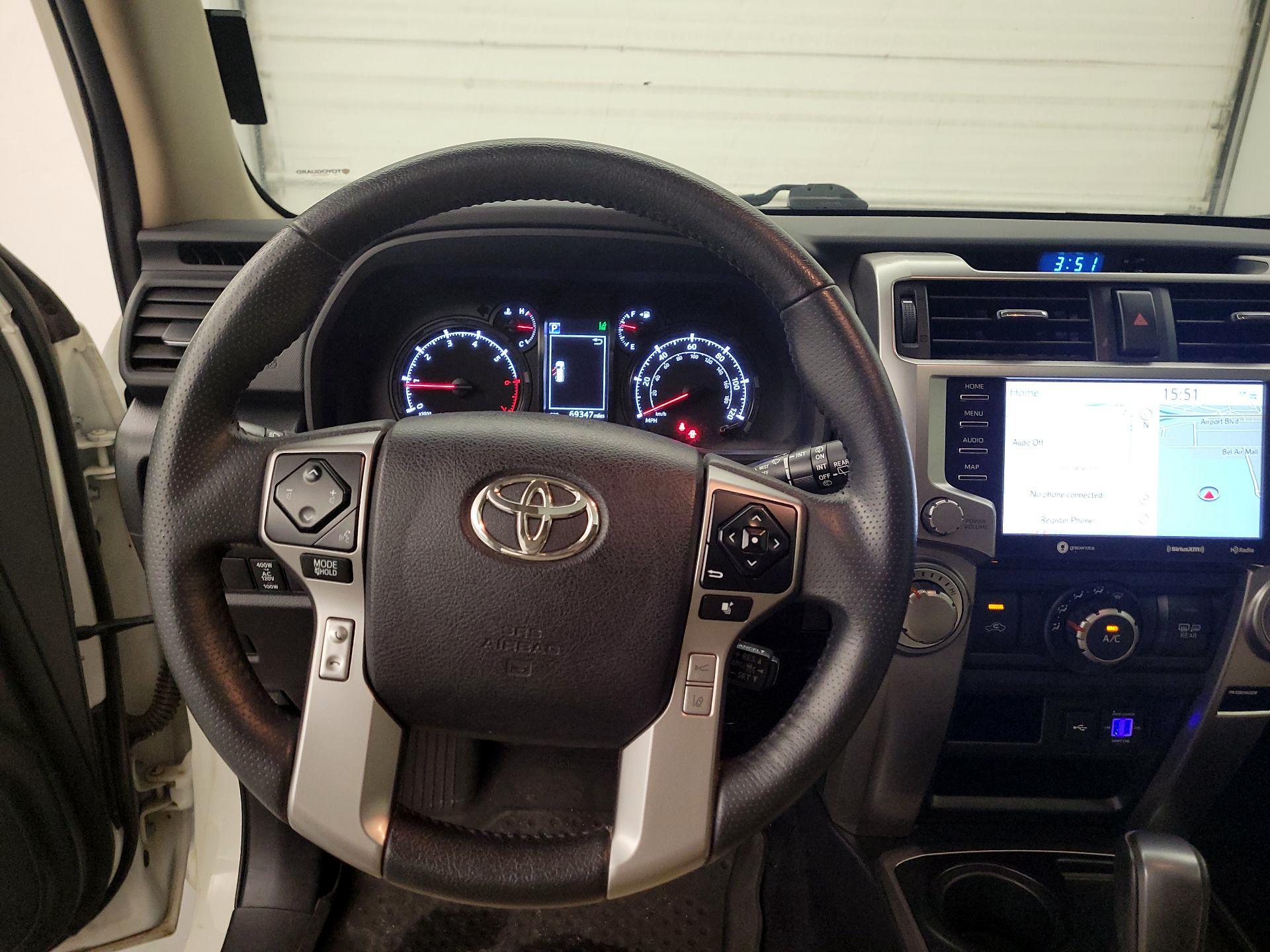 Thumbnail: 2022 Toyota 4Runner - 10