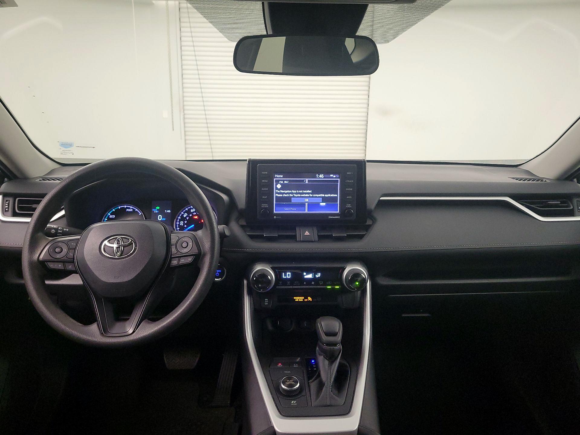 Thumbnail: 2022 Toyota RAV4 - 9