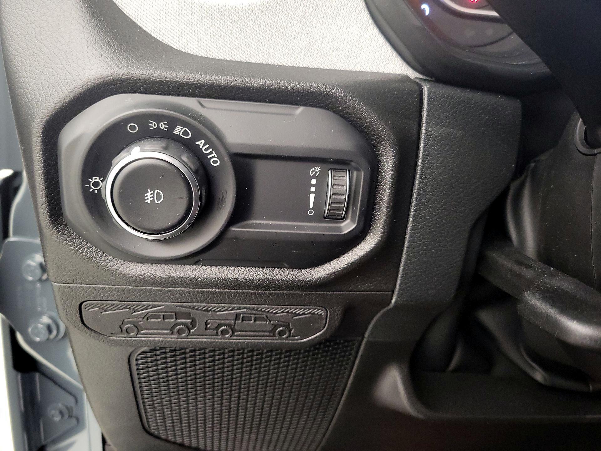 Thumbnail: 2025 Jeep Wrangler - 11