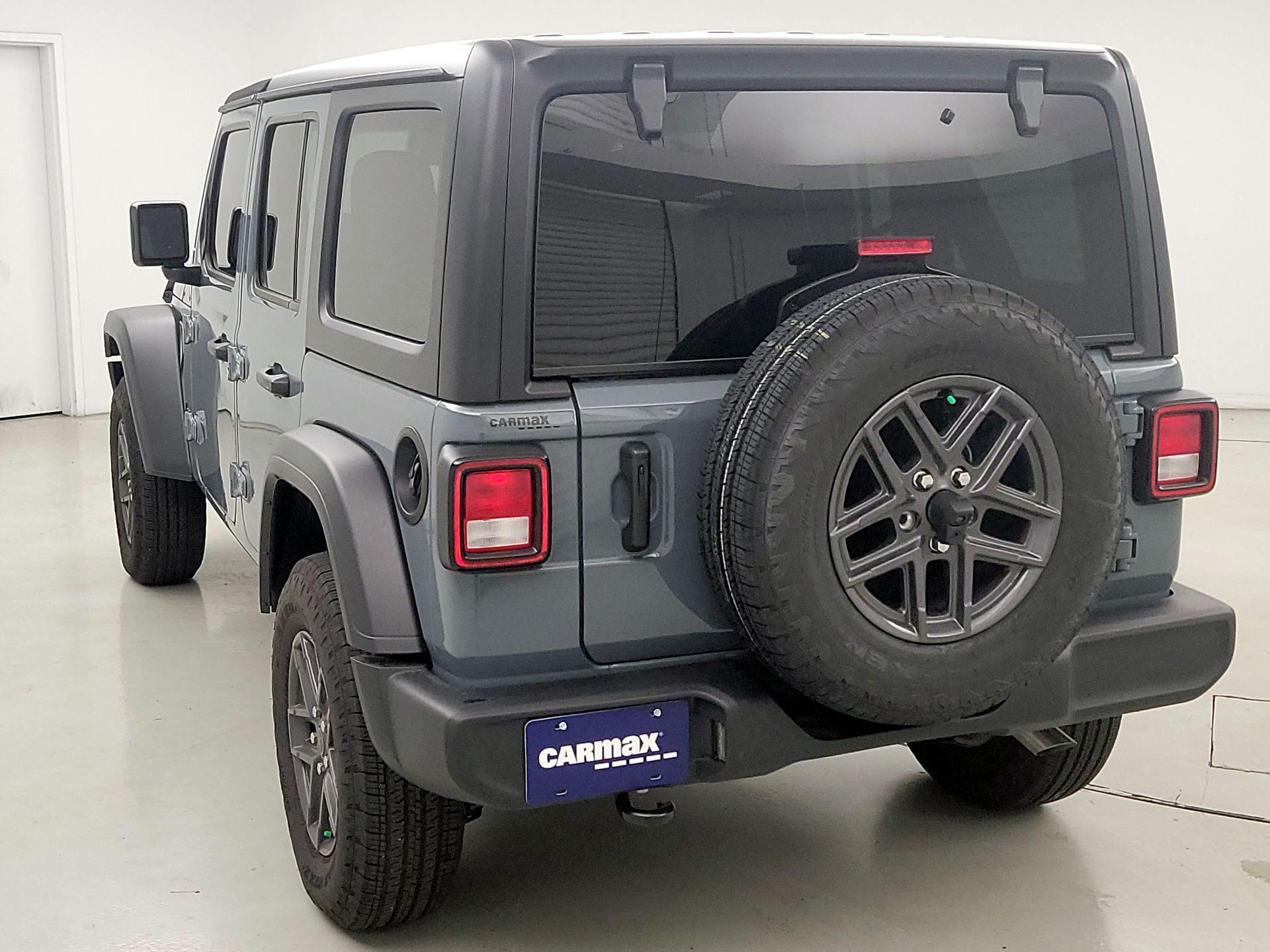Thumbnail: 2025 Jeep Wrangler - 7