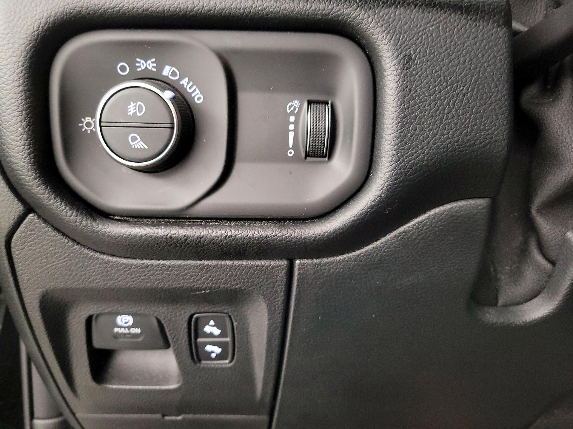 Thumbnail: 2021 RAM 1500 - 13