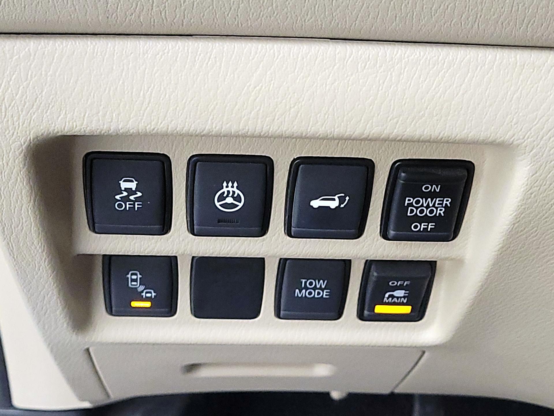 Thumbnail: 2017 Nissan Pathfinder - 13