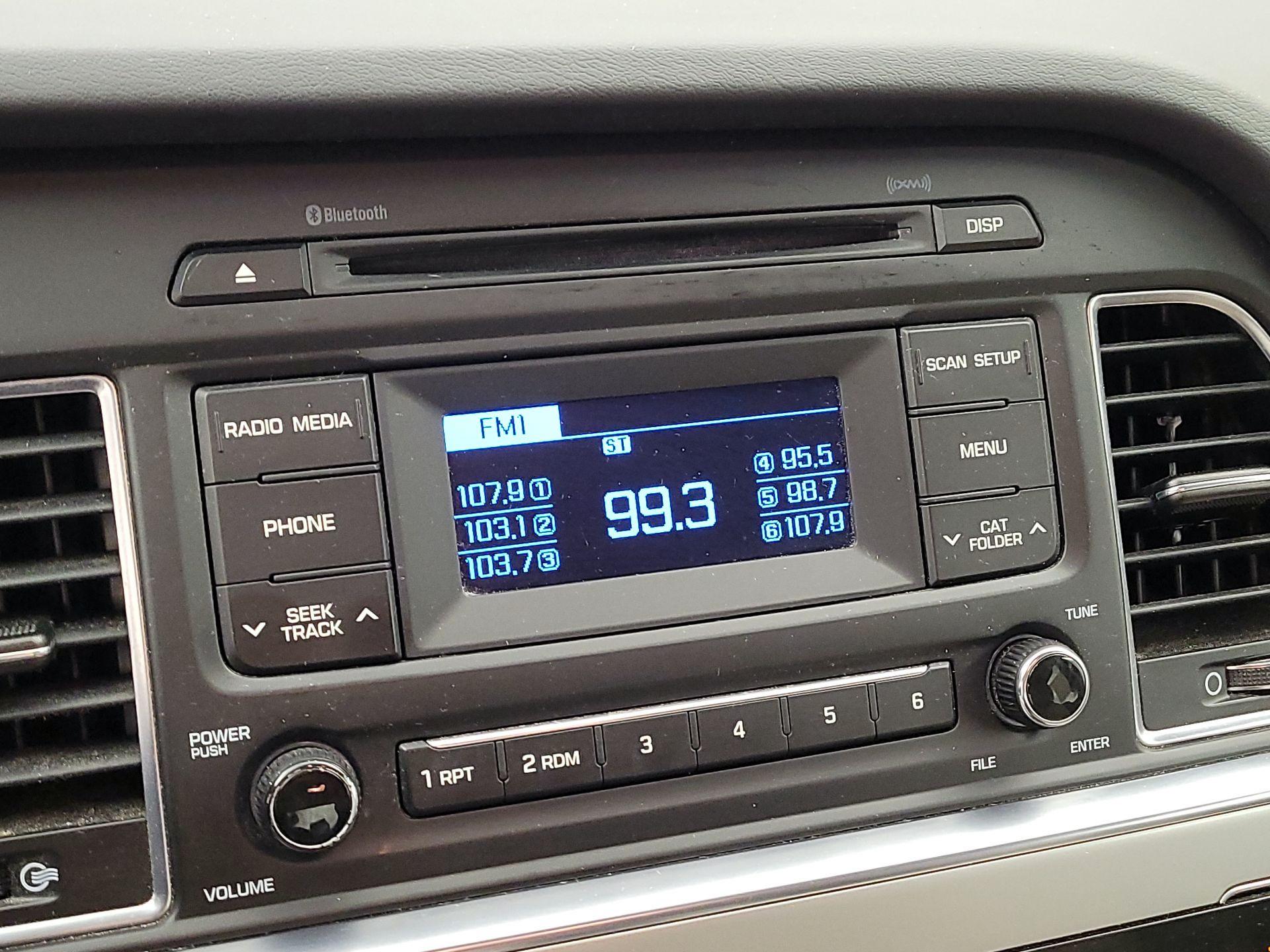 Thumbnail: 2015 Hyundai Sonata - 14