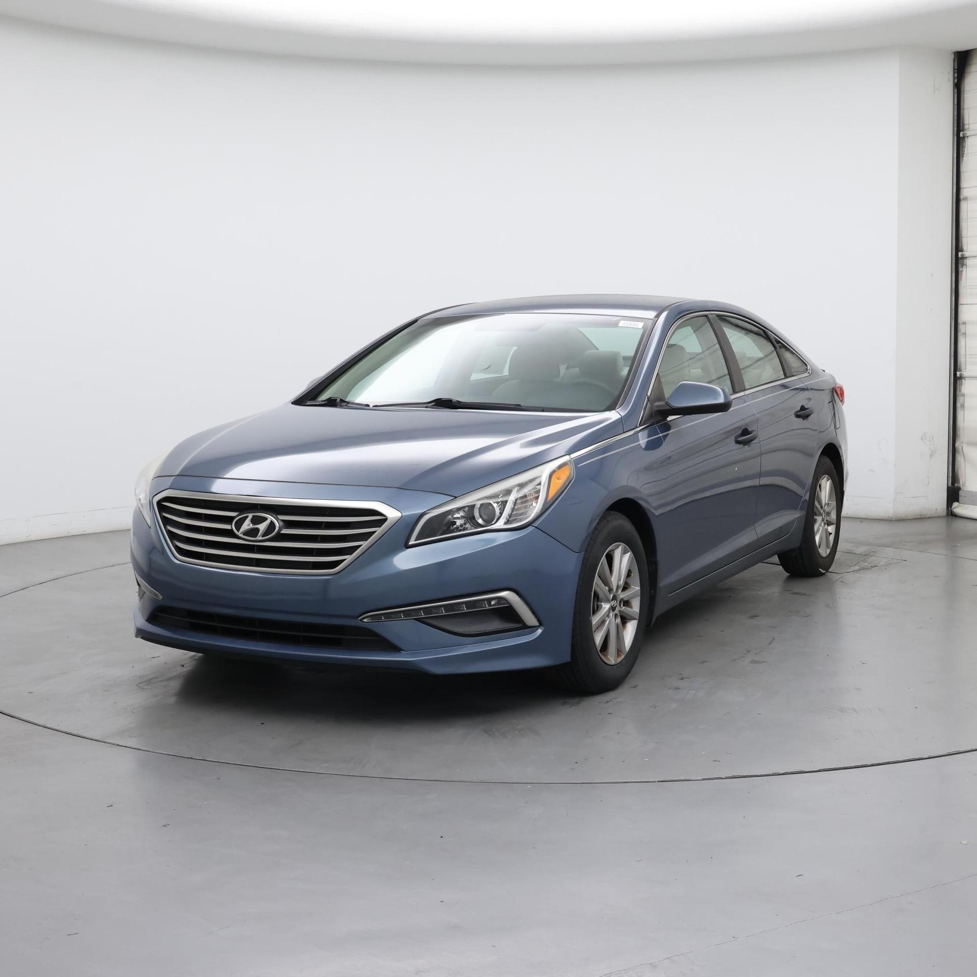 Thumbnail: 2015 Hyundai Sonata - 4