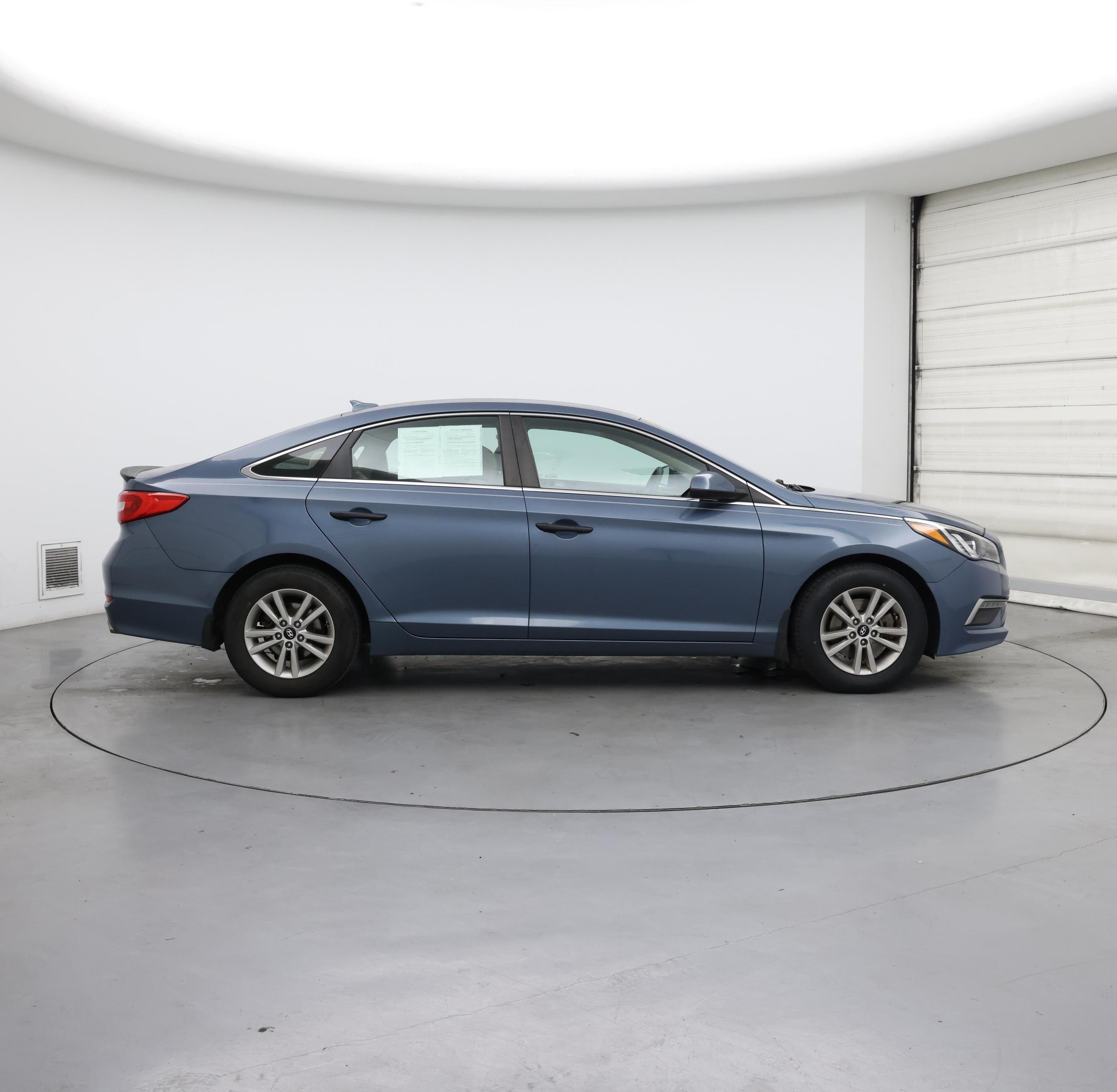 Thumbnail: 2015 Hyundai Sonata - 7