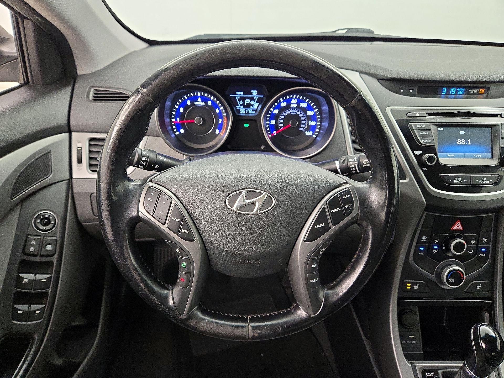 Thumbnail: 2014 Hyundai Elantra - 10