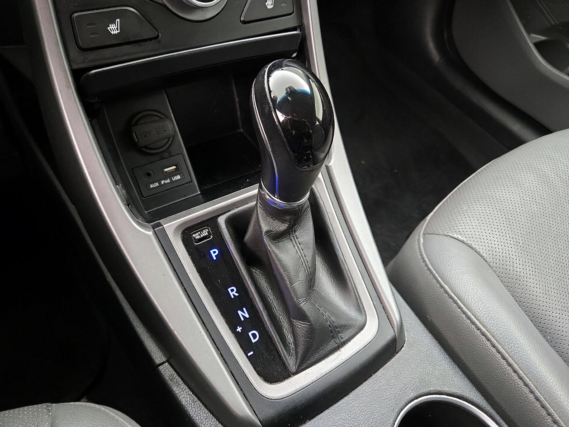 Thumbnail: 2014 Hyundai Elantra - 17