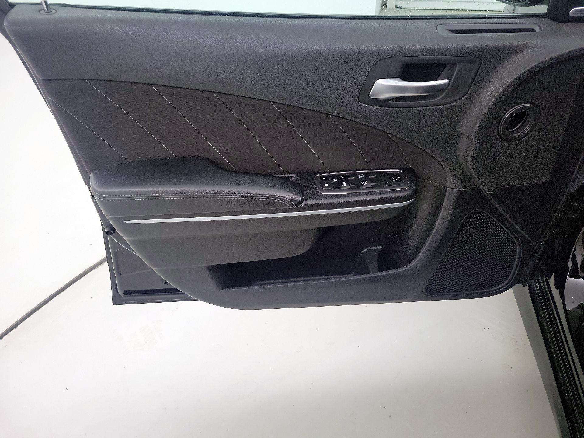 Thumbnail: 2021 Dodge Charger - 12