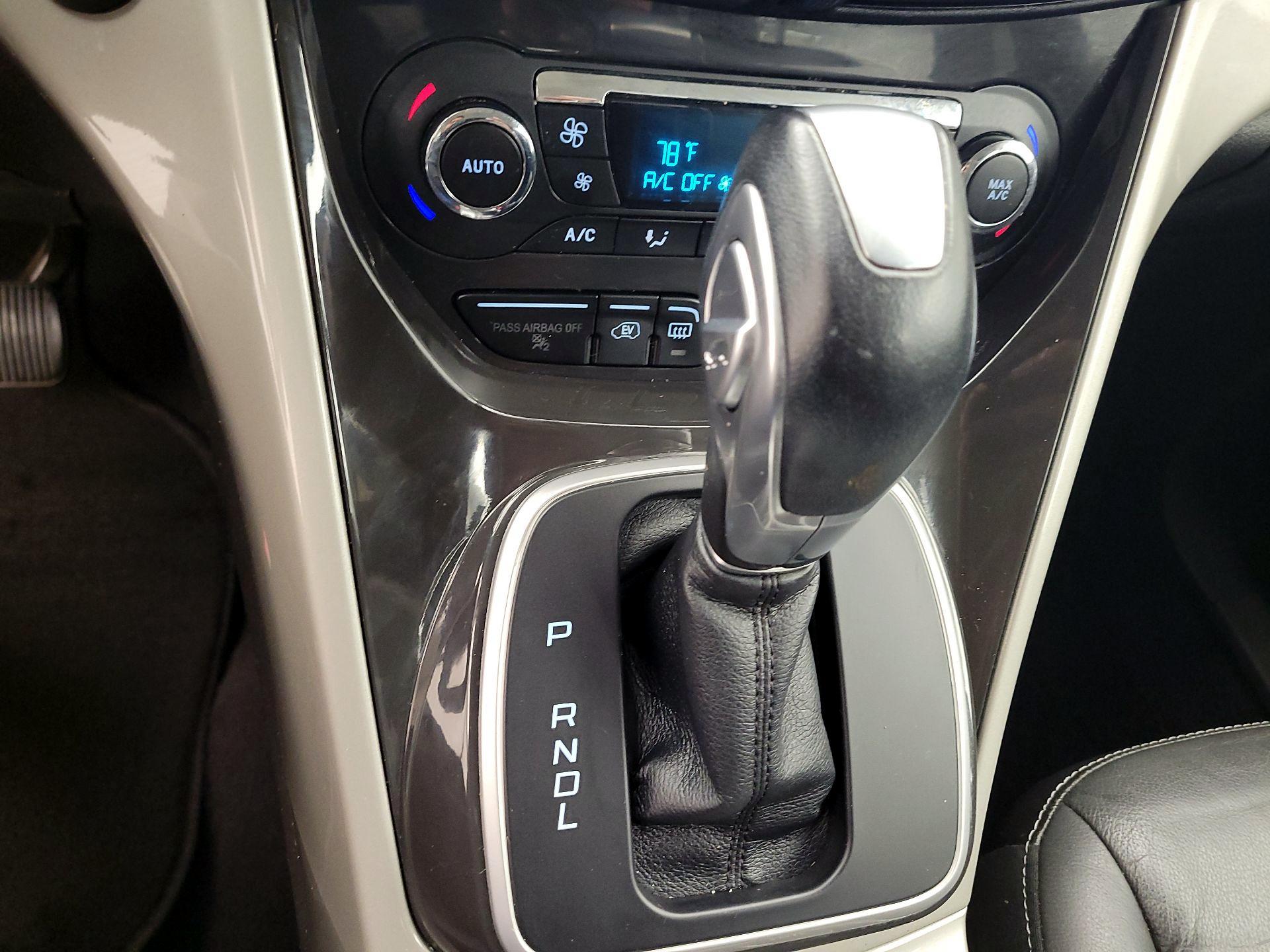 Thumbnail: 2016 Ford C-Max - 15