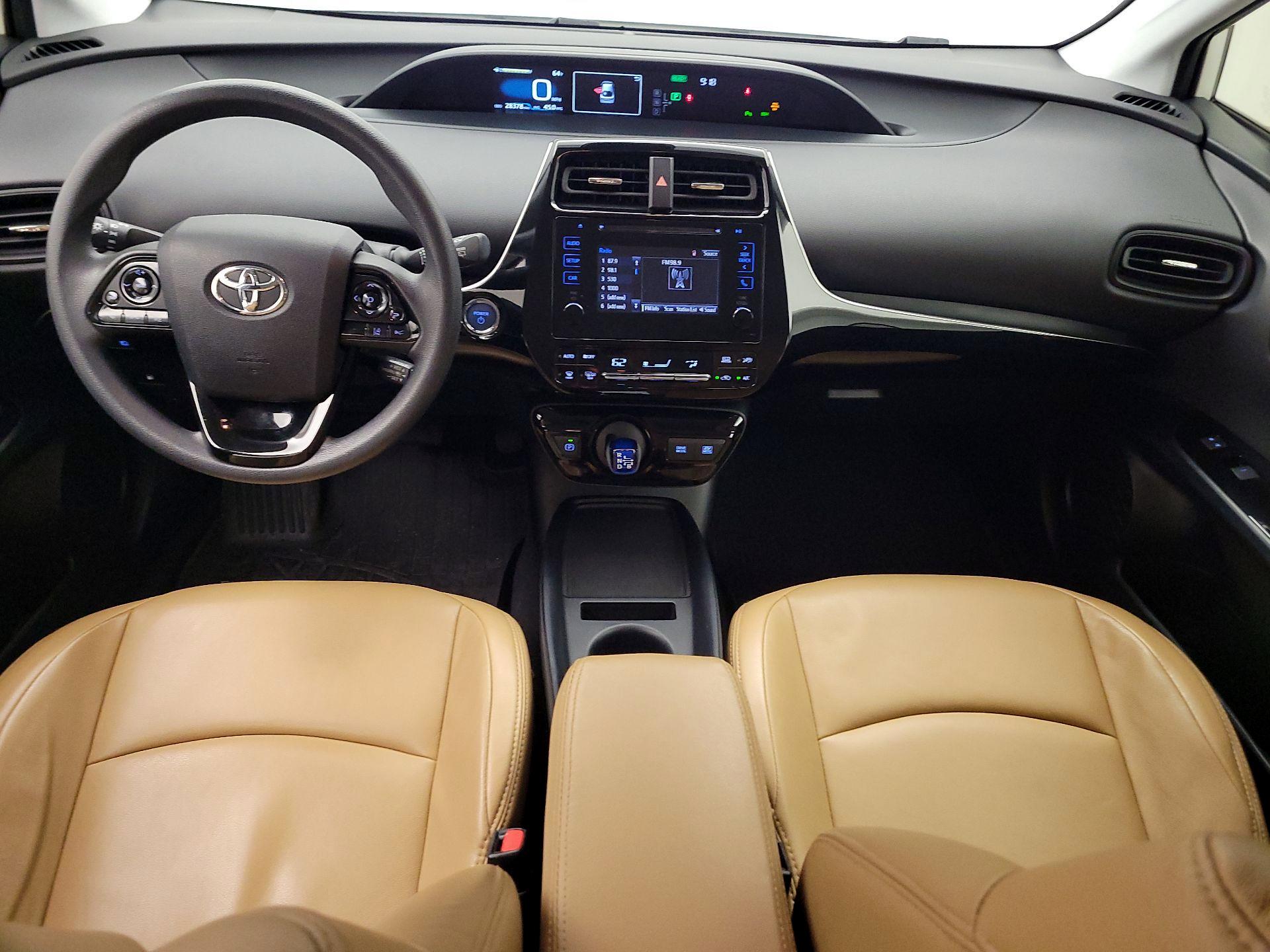 Thumbnail: 2019 Toyota Prius - 9