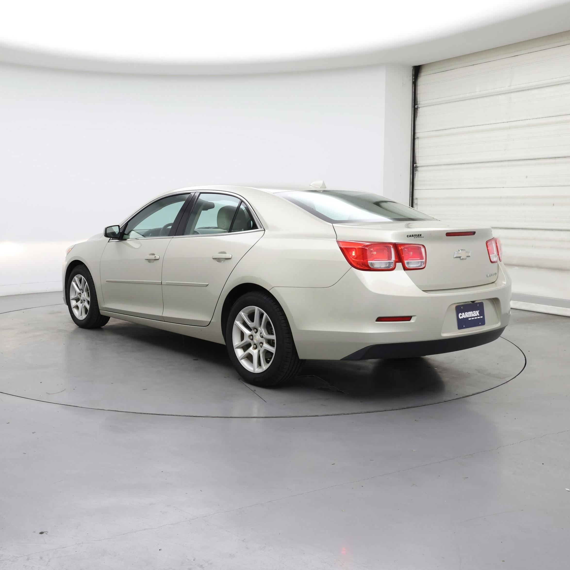 Thumbnail: 2014 Chevrolet Malibu - 2