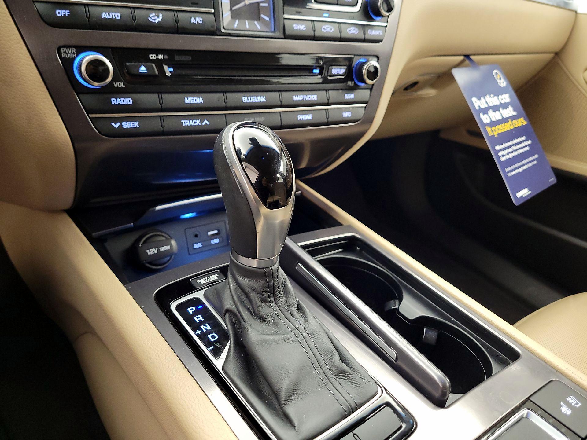 Thumbnail: 2016 Hyundai Genesis - 15