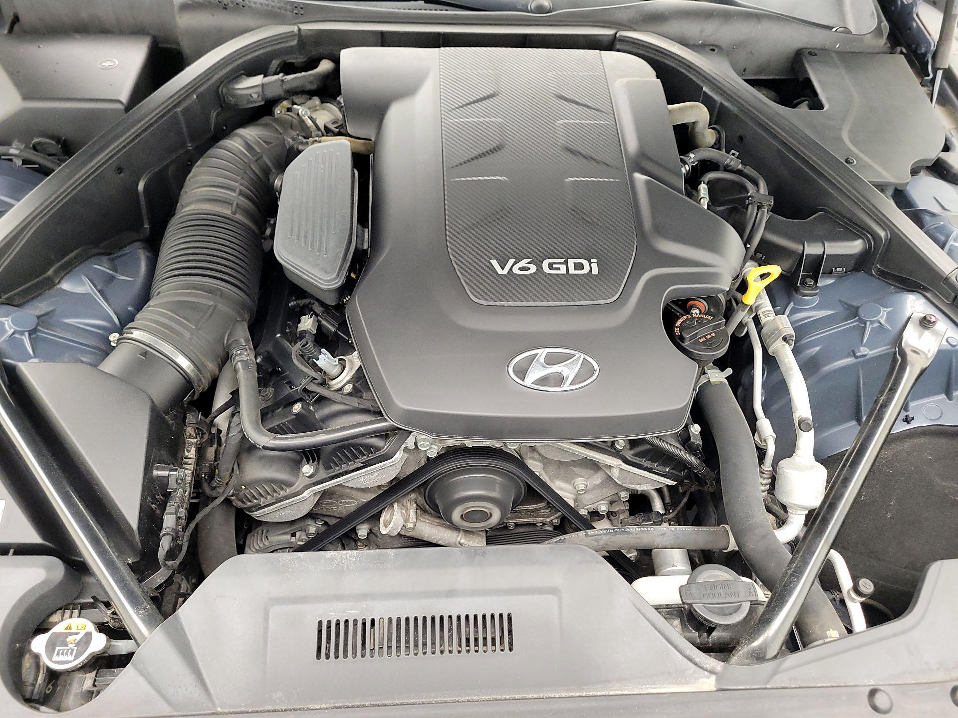 Thumbnail: 2016 Hyundai Genesis - 17