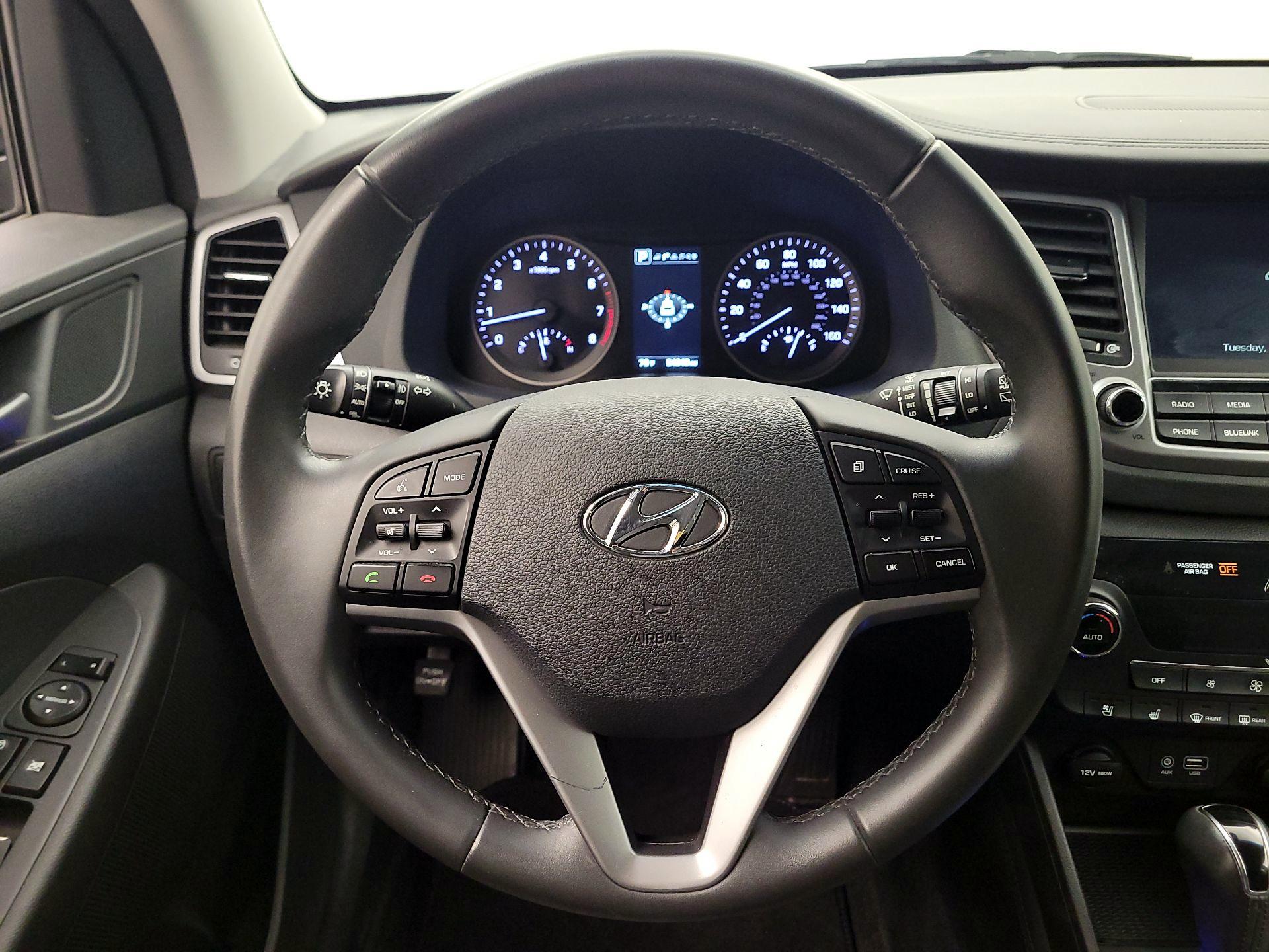 Thumbnail: 2017 Hyundai Tucson - 10