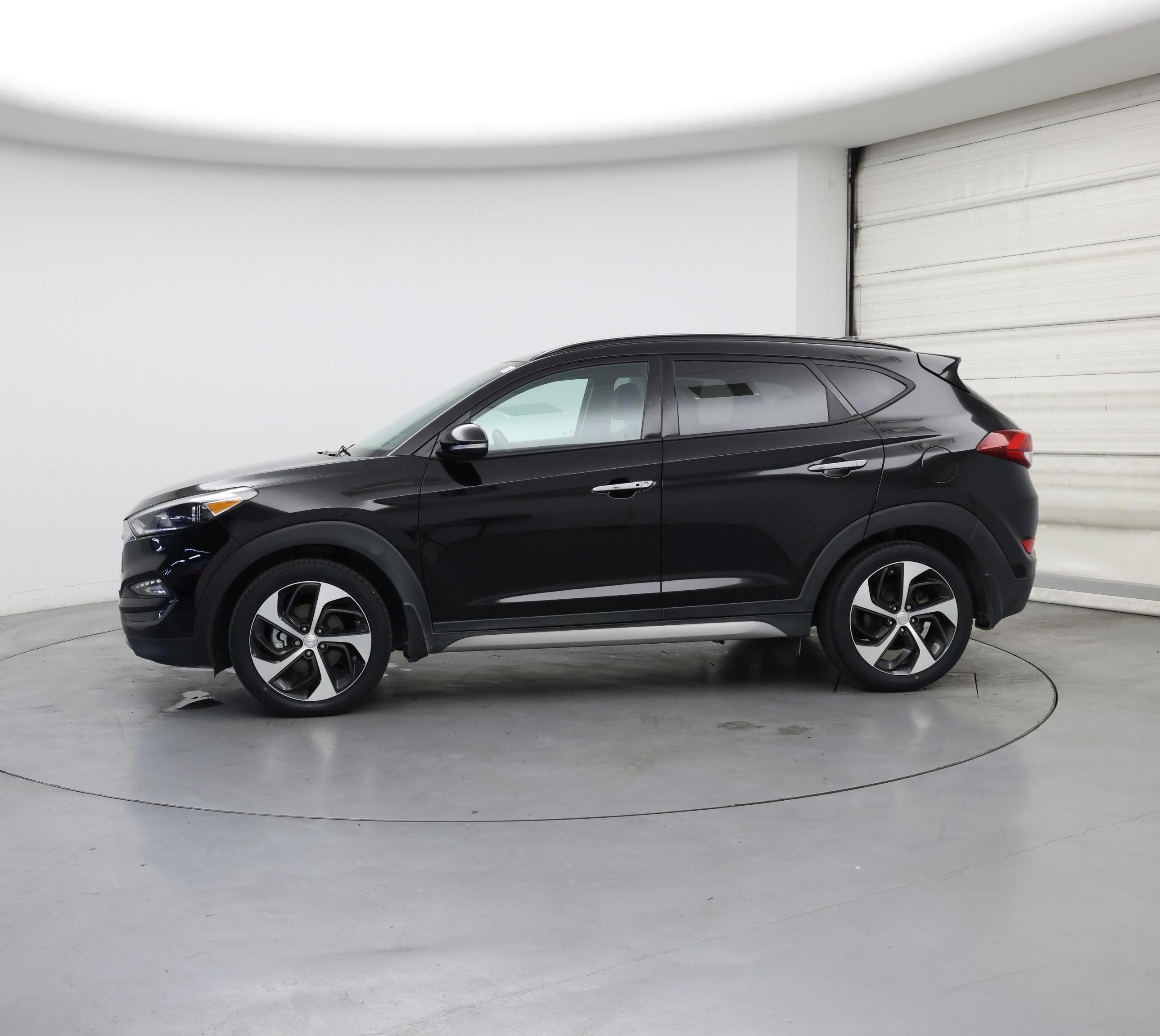 Thumbnail: 2017 Hyundai Tucson - 3