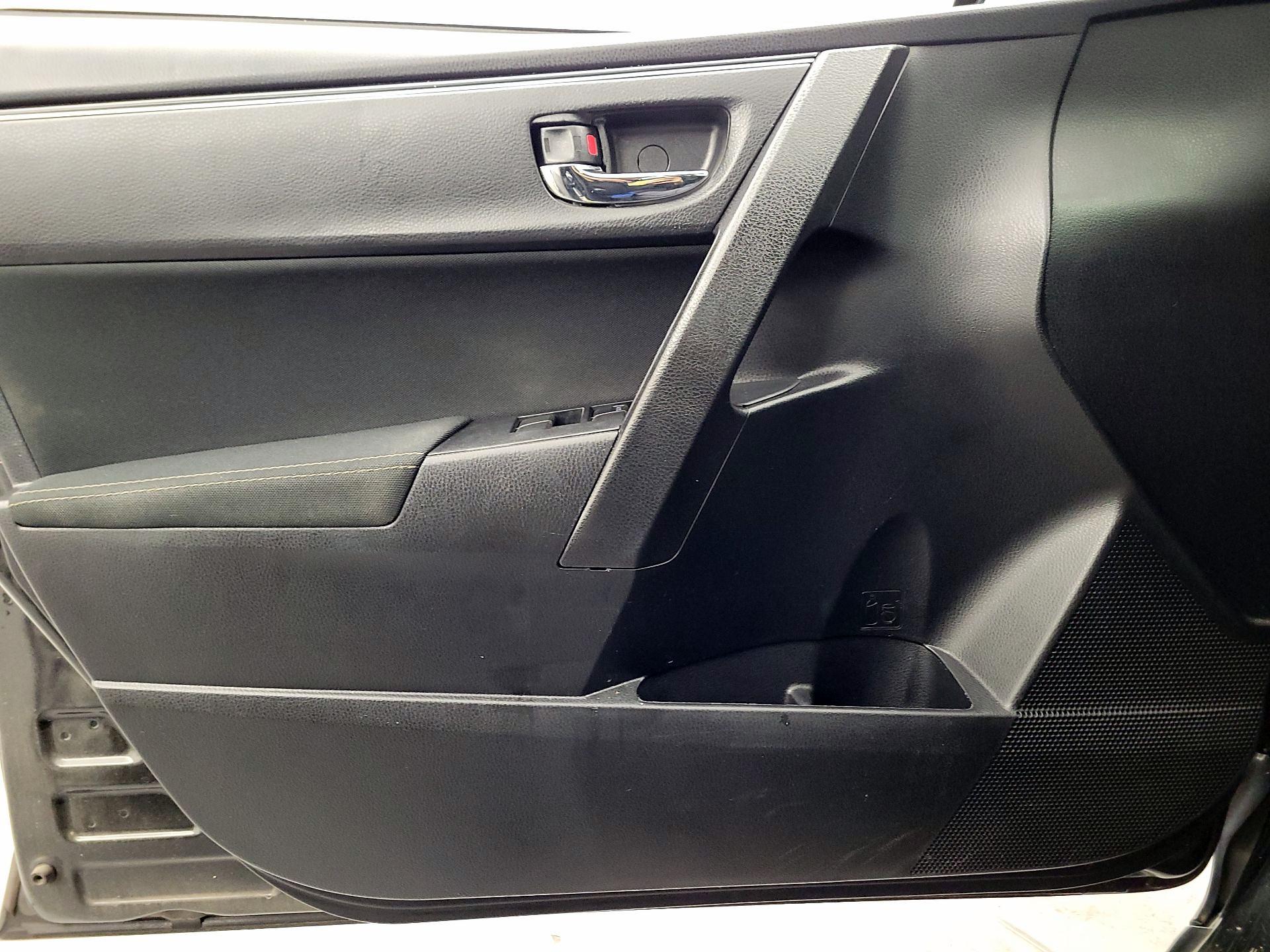 Thumbnail: 2019 Toyota Corolla - 12