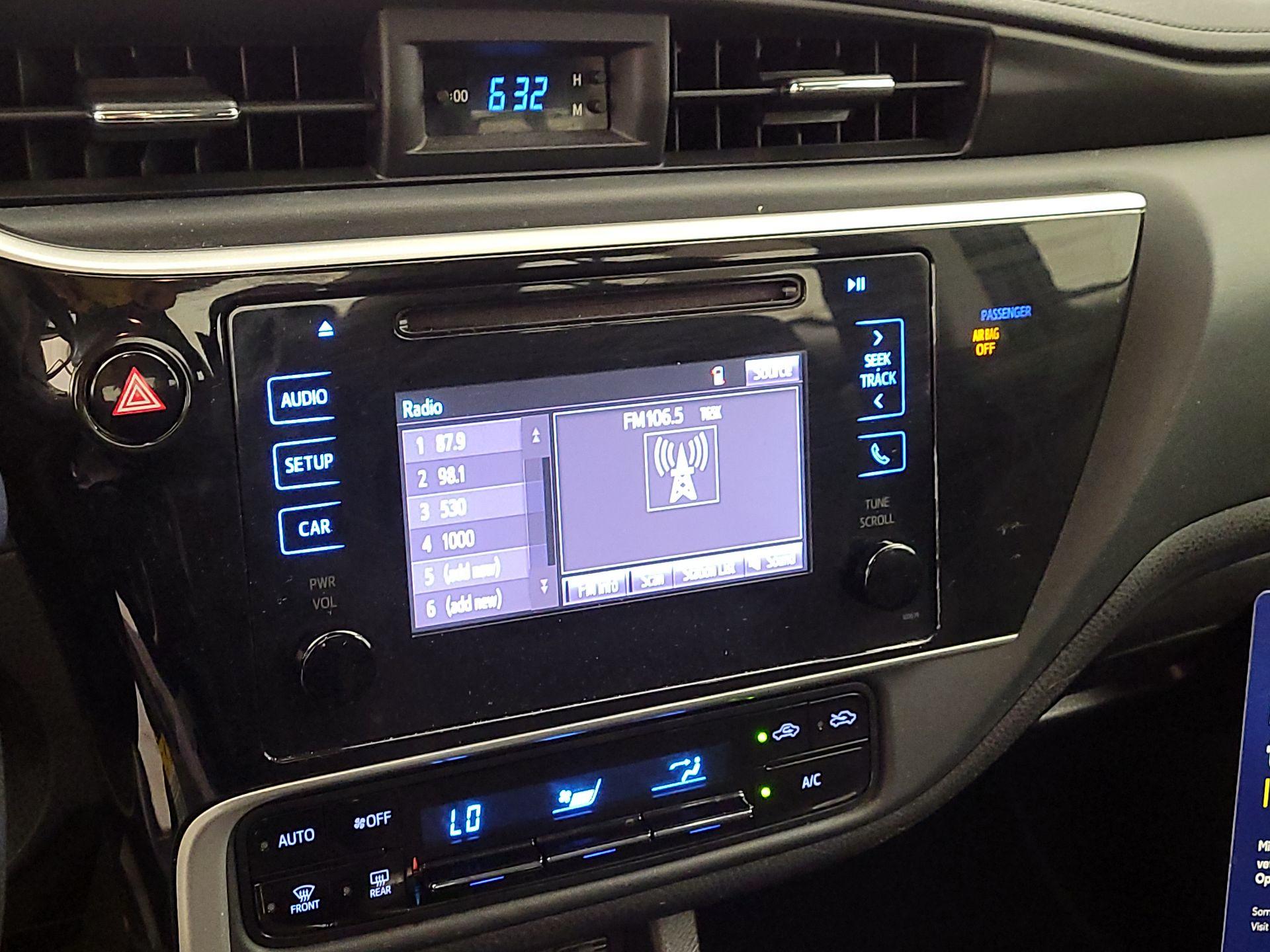 Thumbnail: 2019 Toyota Corolla - 15