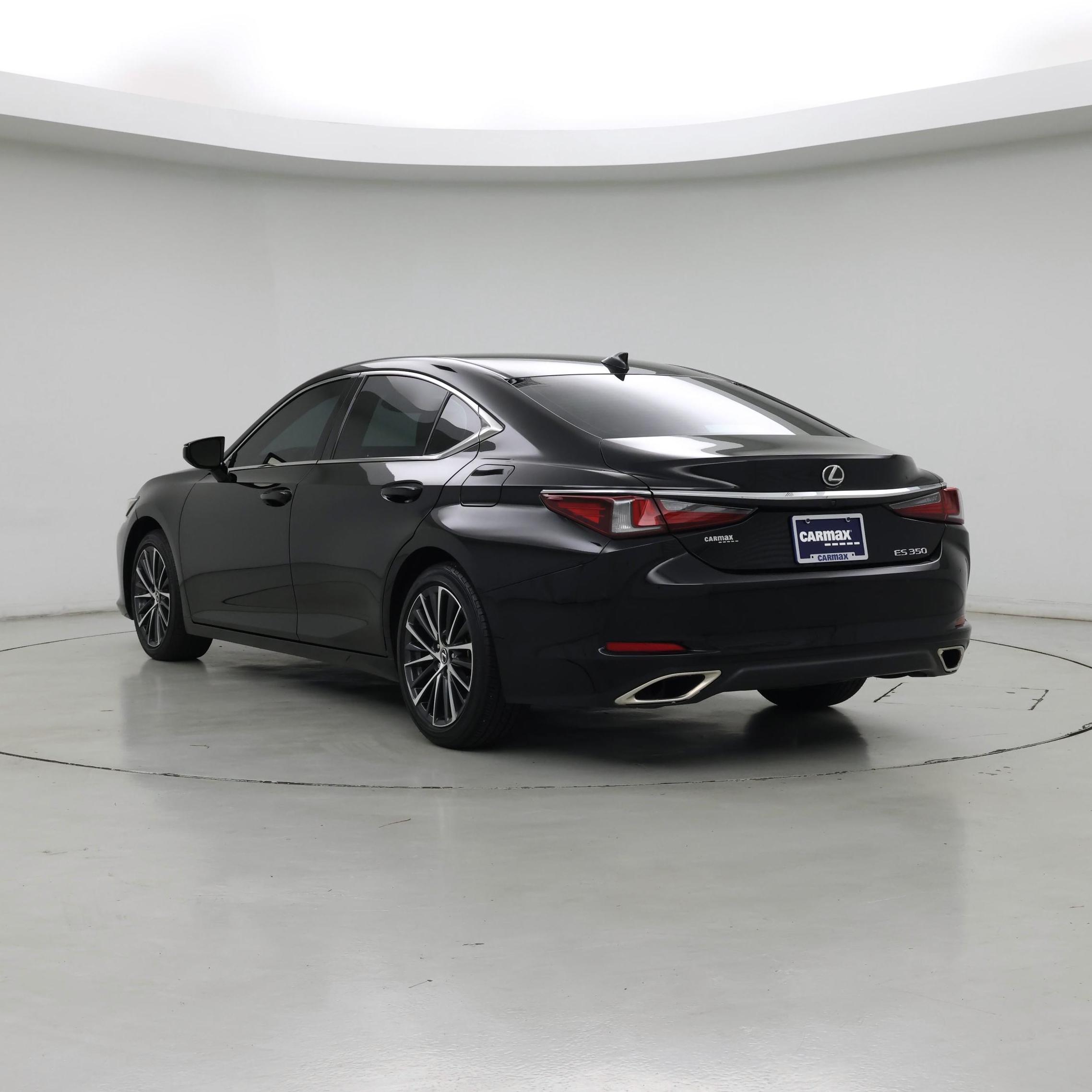 Thumbnail: 2023 Lexus ES - 2
