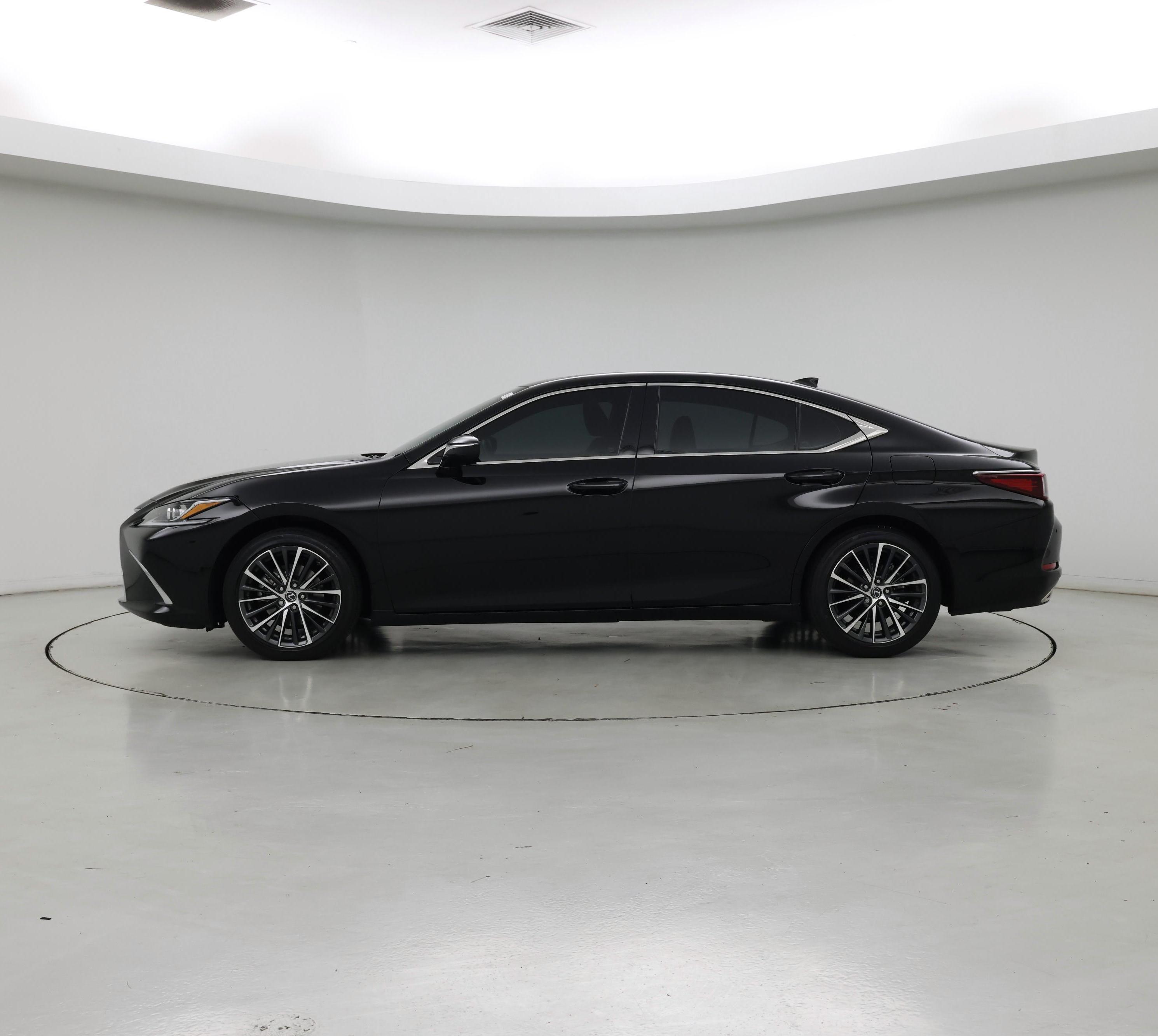 Thumbnail: 2023 Lexus ES - 3