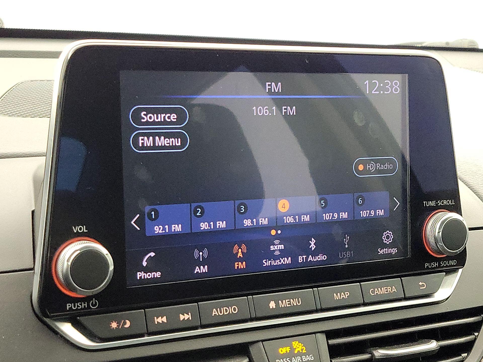 Thumbnail: 2019 Nissan Altima - 16