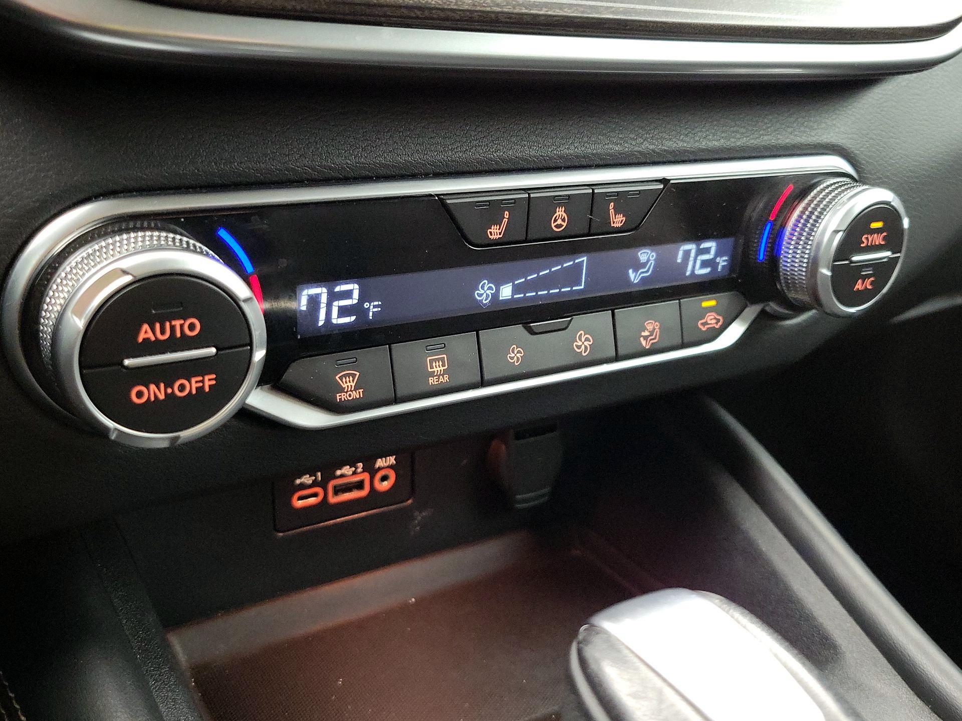 Thumbnail: 2019 Nissan Altima - 17