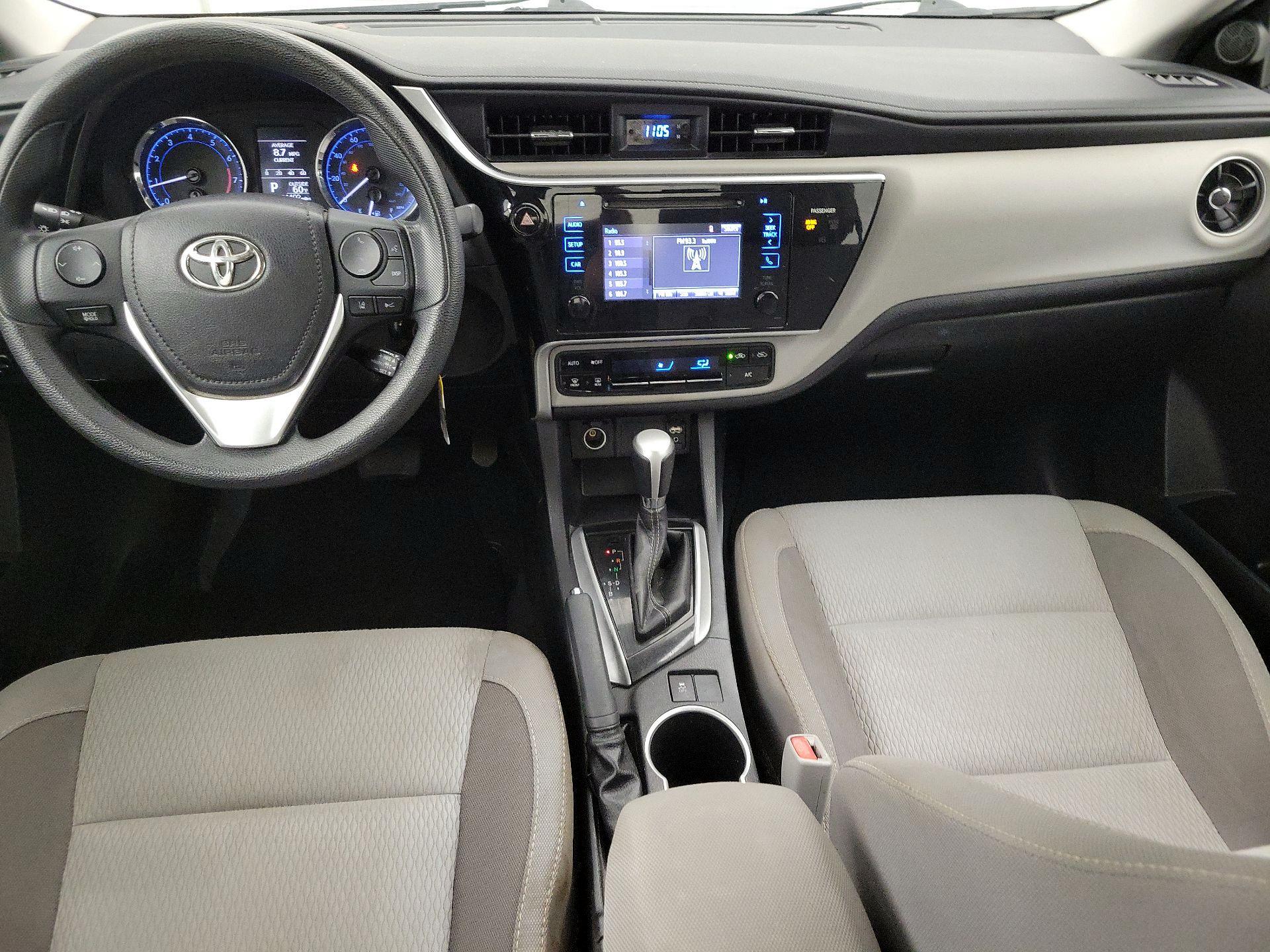 Thumbnail: 2017 Toyota Corolla - 9