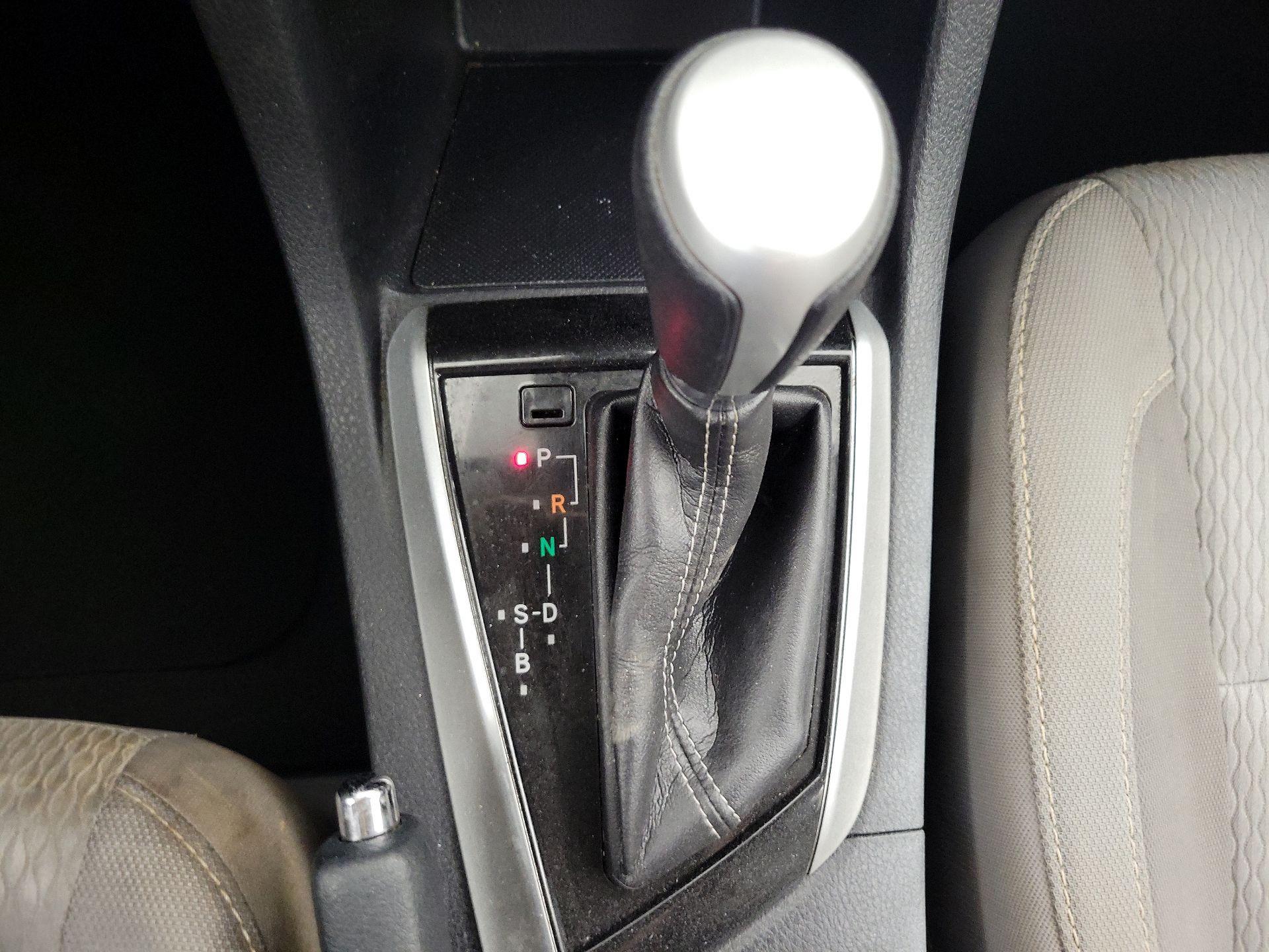 Thumbnail: 2017 Toyota Corolla - 17